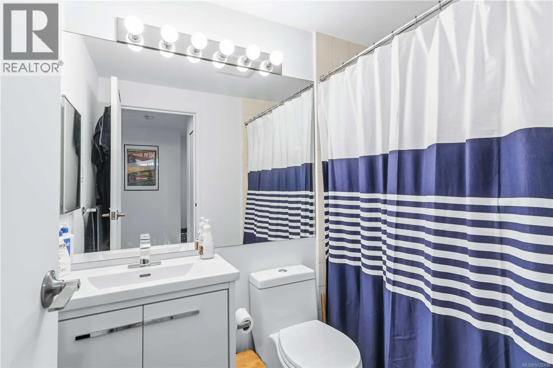 Property at #207 1020 VIEW ST, Victoria, BC