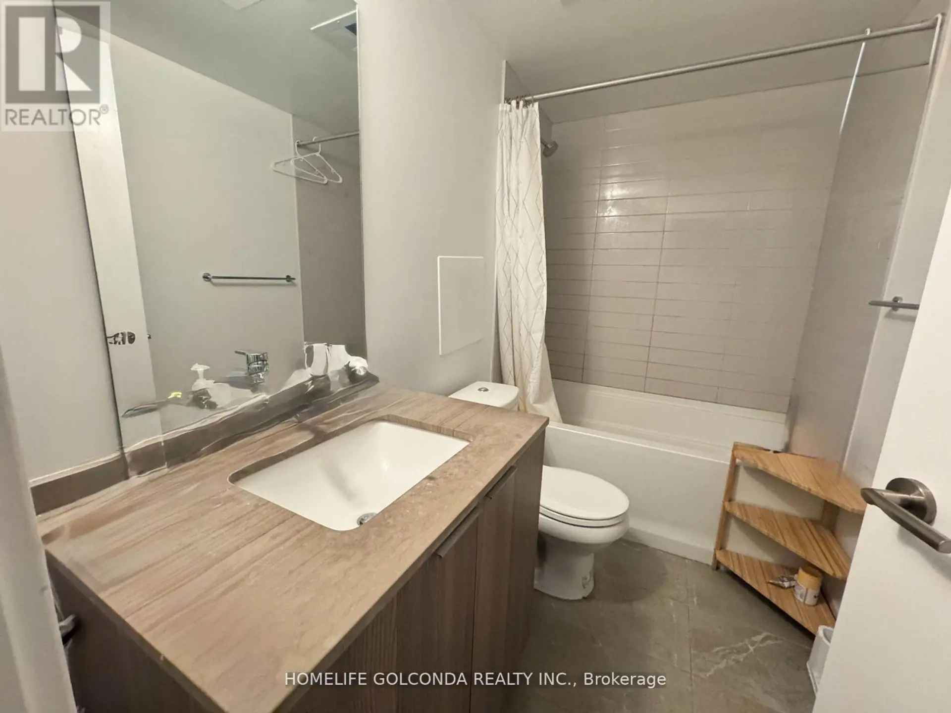 #4006 11 WELLESLEY STREET W - Image 5