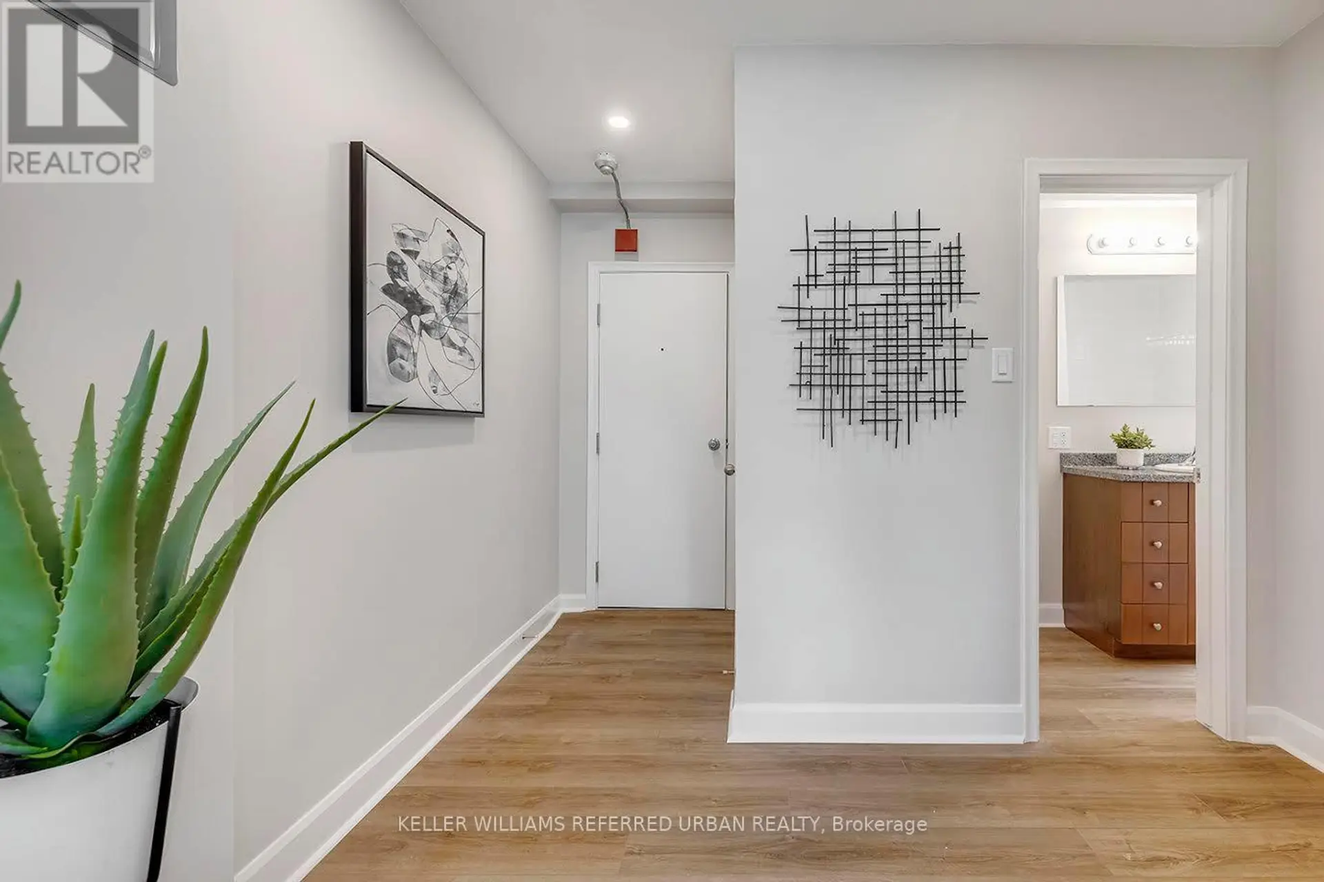 90 PORTLAND STREET - Image 11