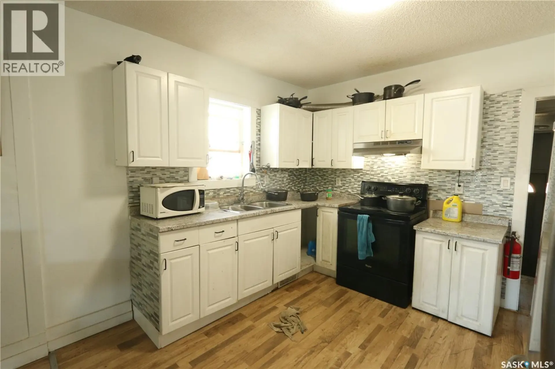 1115 ROBINSON STREET - Image 13