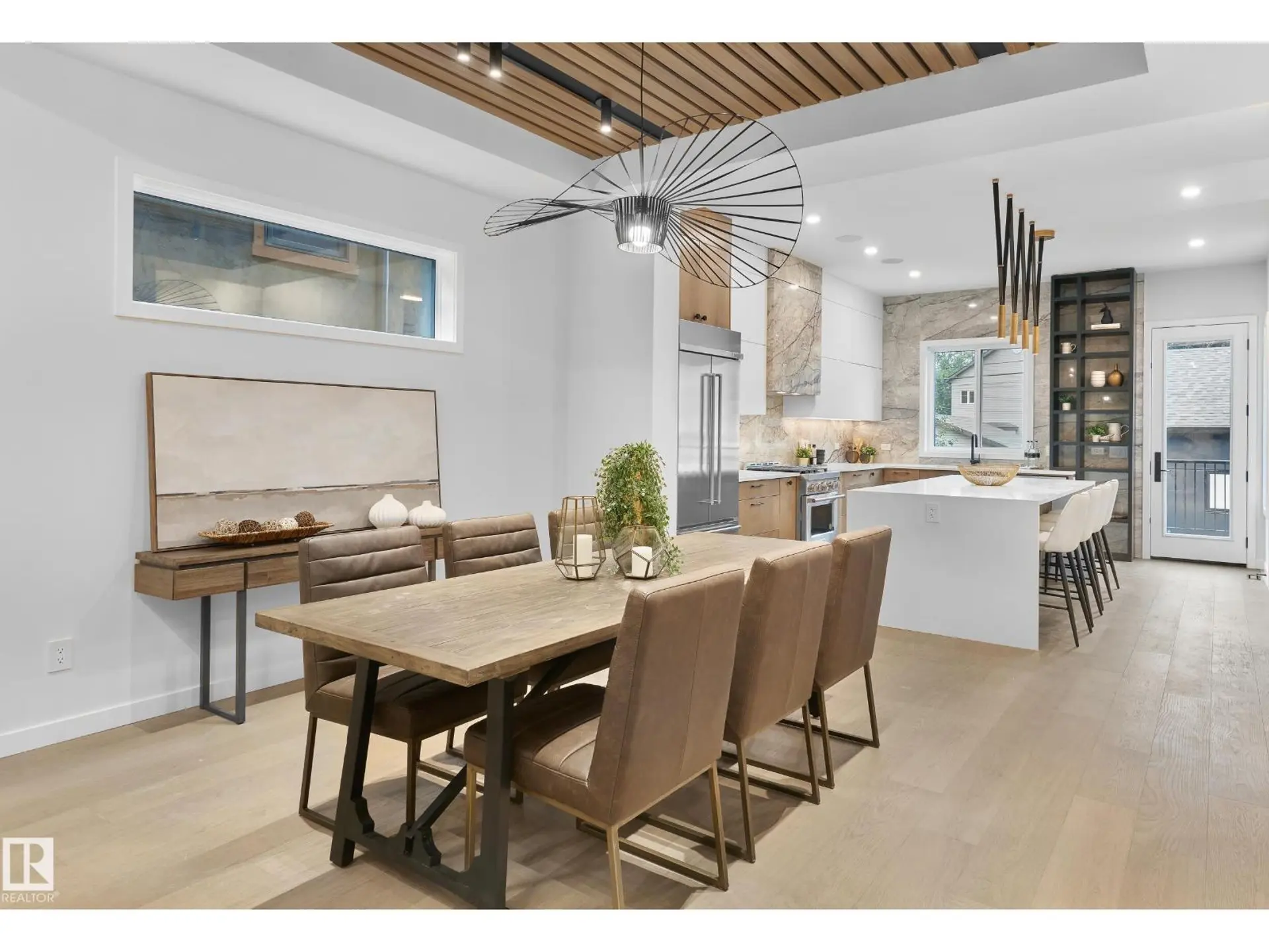 8318 120 ST NW - Image 7