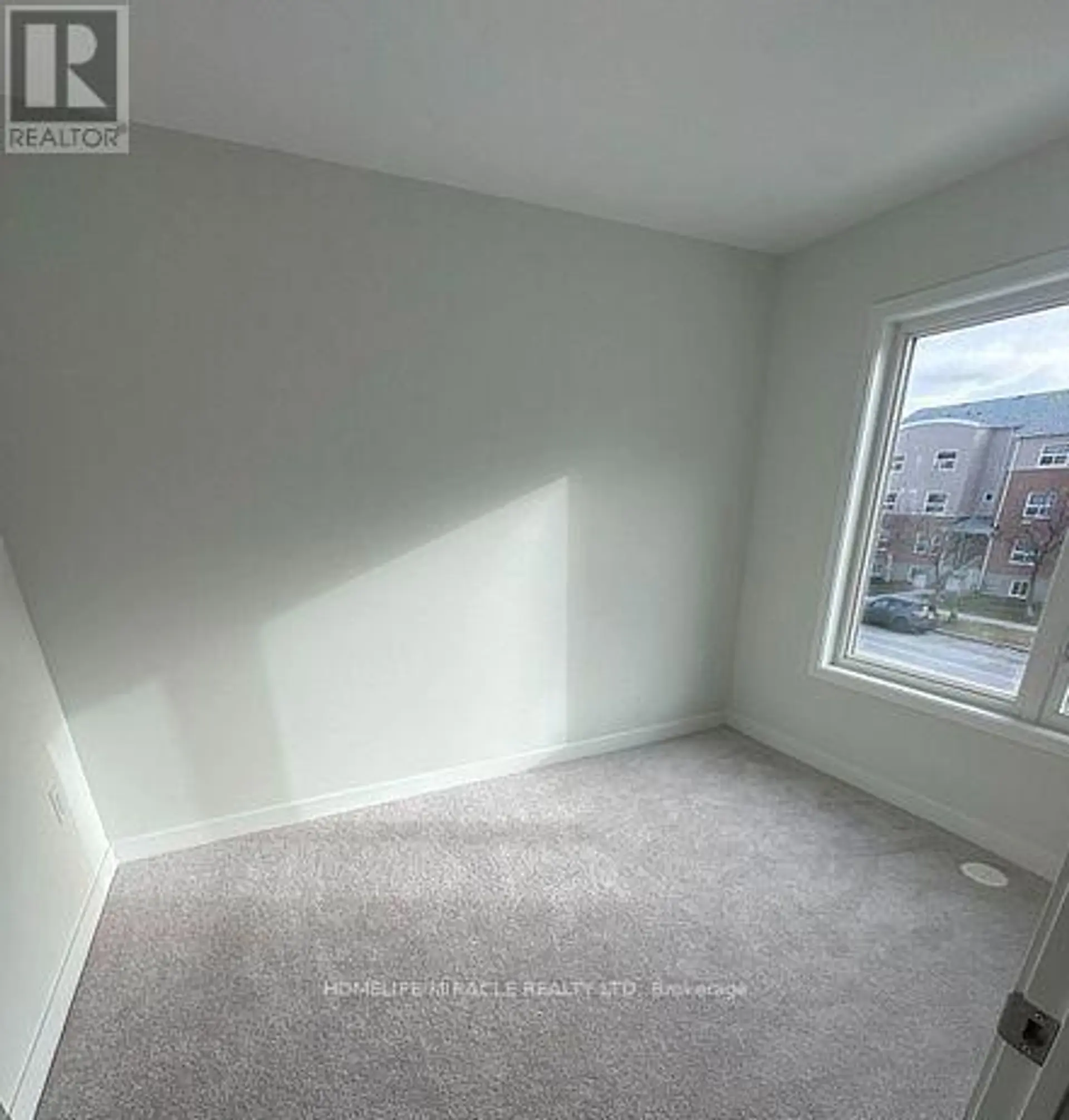 #02 3415 RIDGEWAY DRIVE - Image 8
