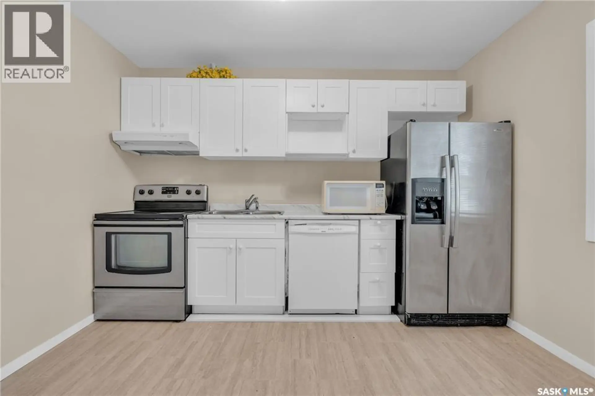 760 RAE STREET - Image 3