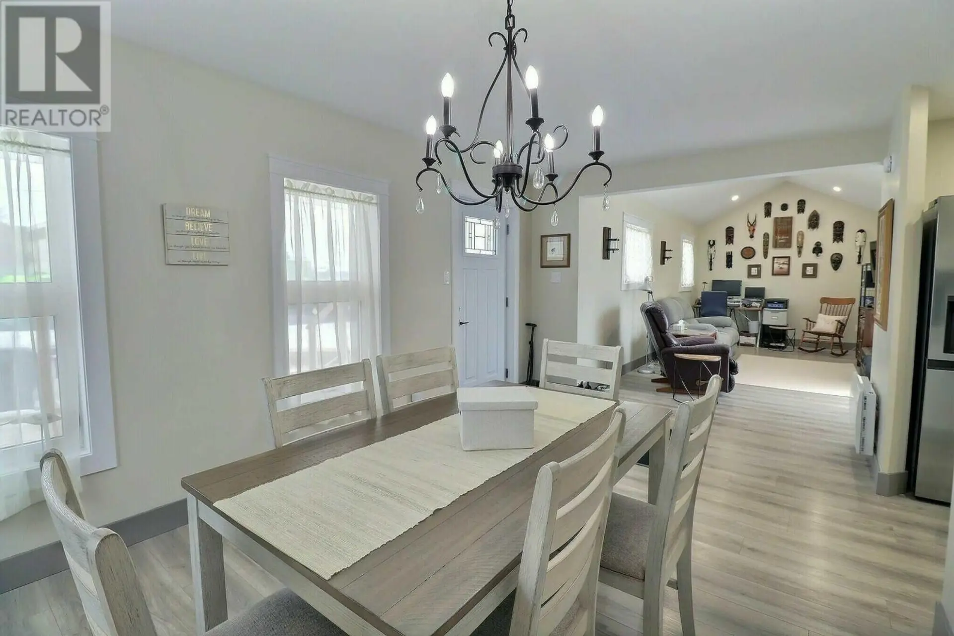 2 Argyle Street - Image 3