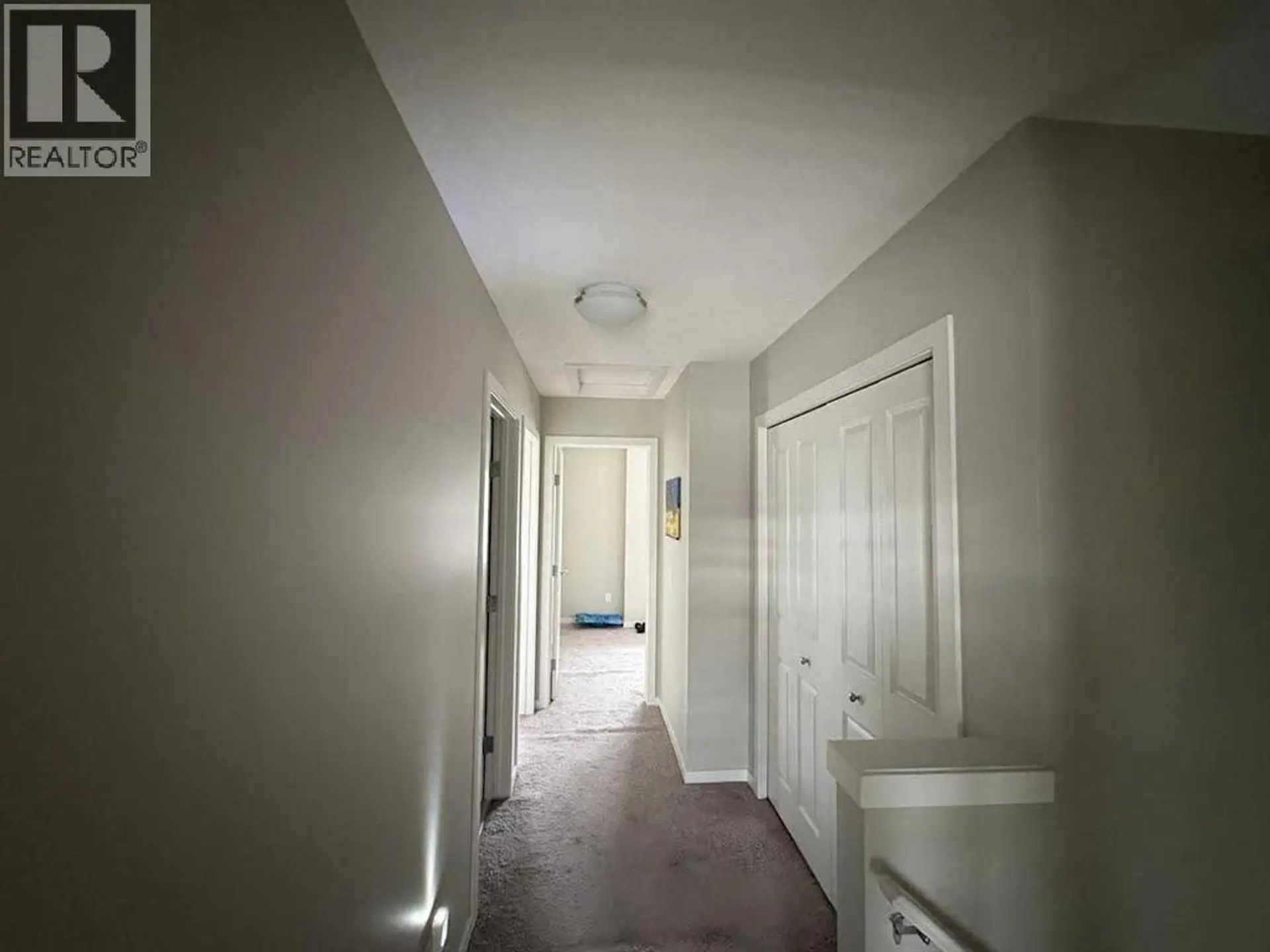 202 EVANSRIDGE PARK NW - Image 13