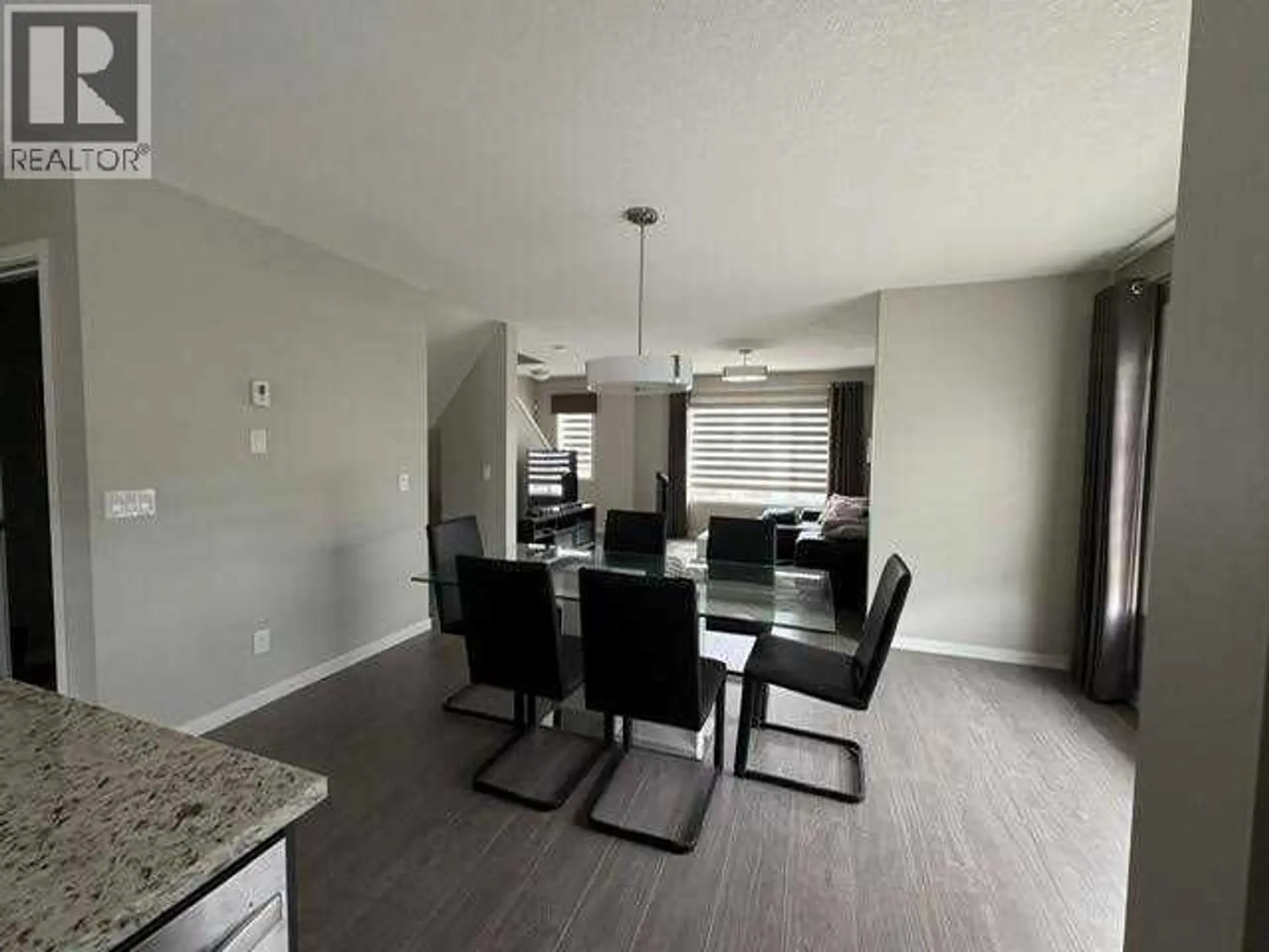 202 EVANSRIDGE PARK NW - Image 9