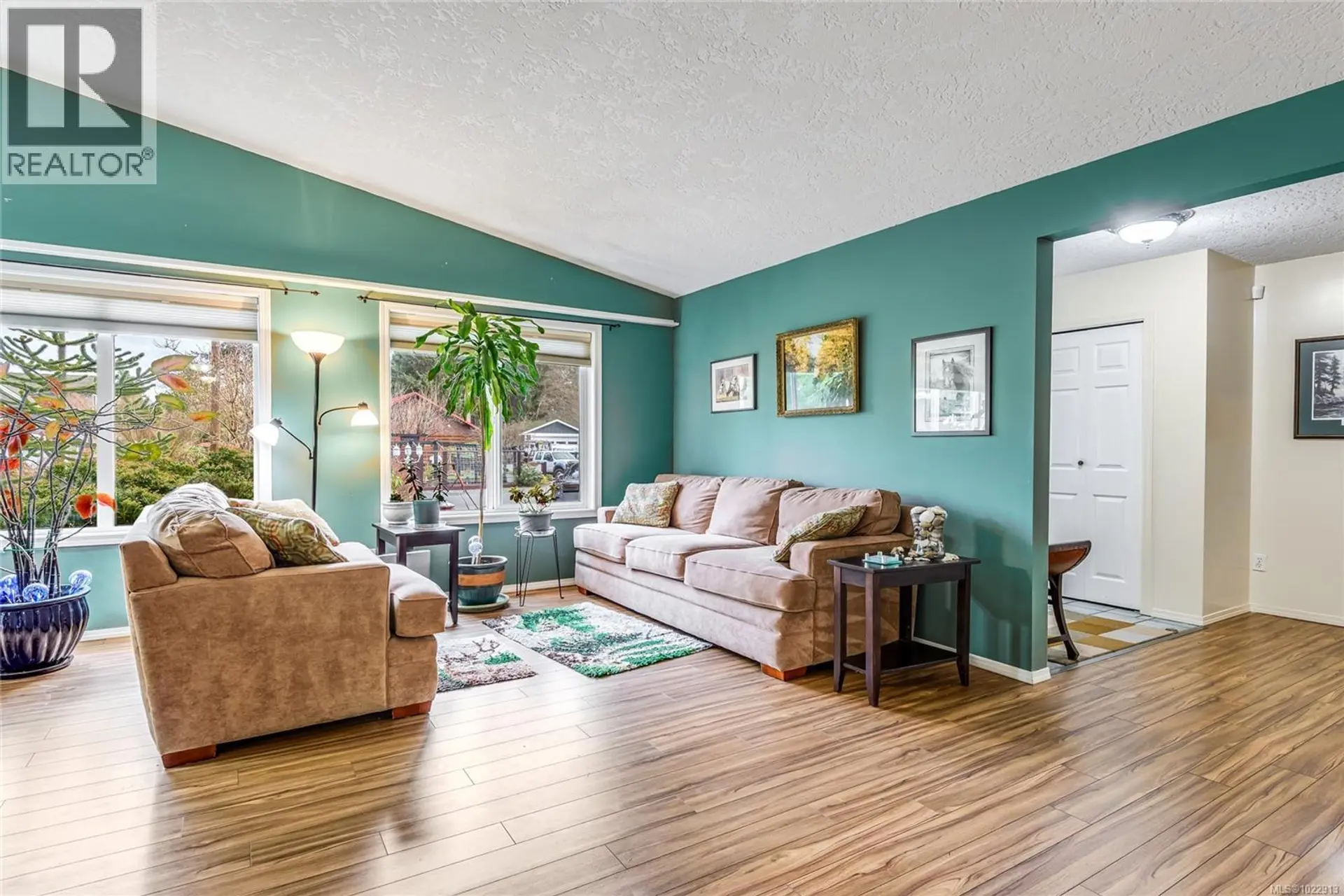 Property at 8955 MCLAREY AVE, Black Creek, BC