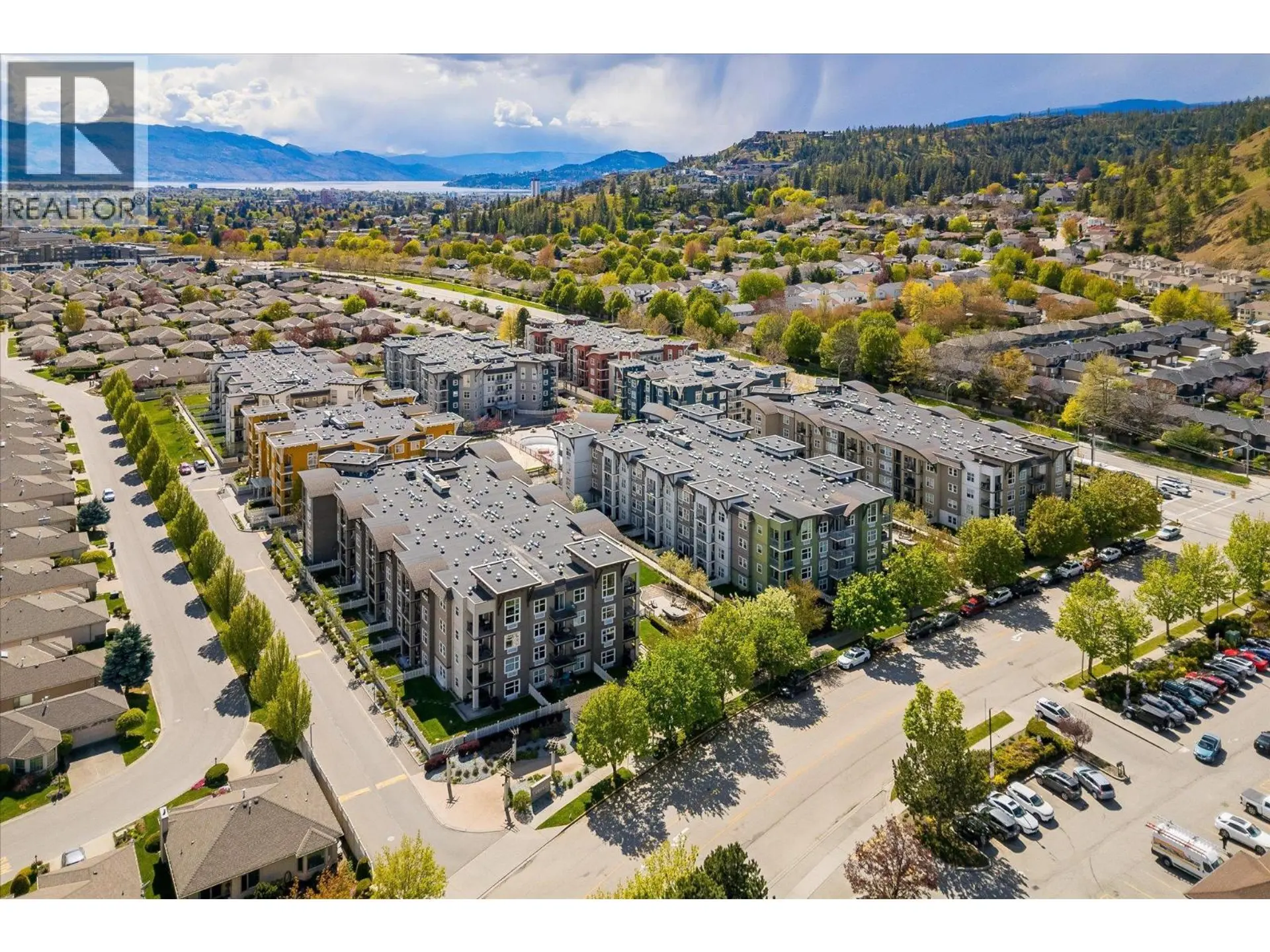 Property at #404 571 YATES ROAD, Kelowna, BC