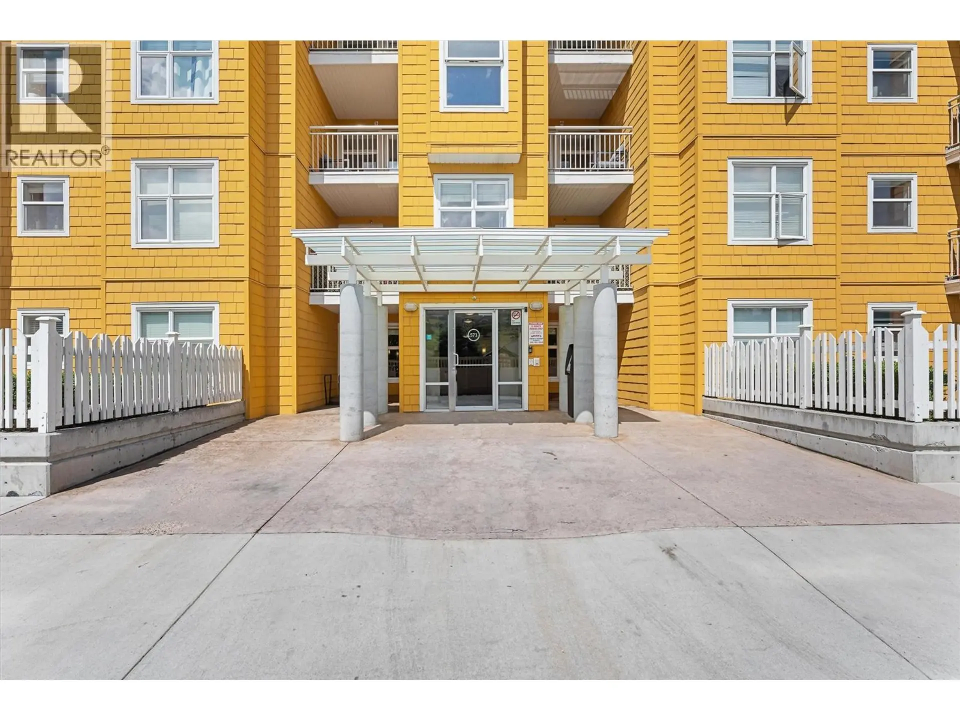 Property at #404 571 YATES ROAD, Kelowna, BC