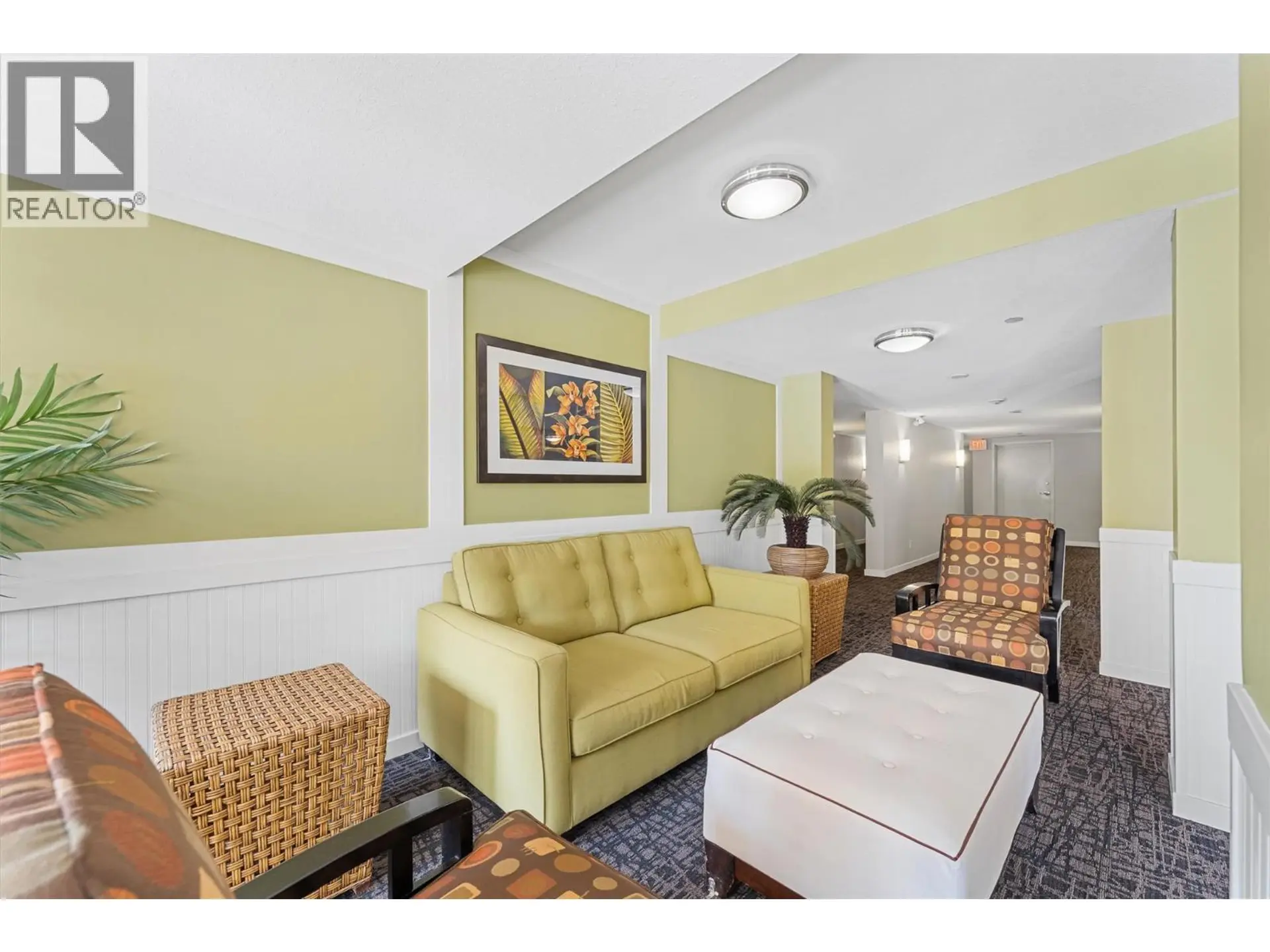 Property at #404 571 YATES ROAD, Kelowna, BC