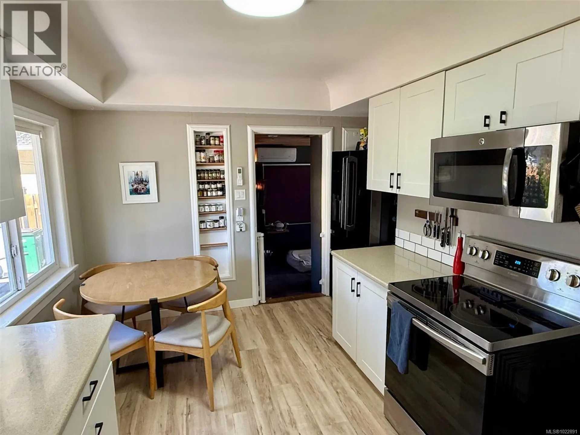 Property at 3350 WASCANA ST, Saanich, BC