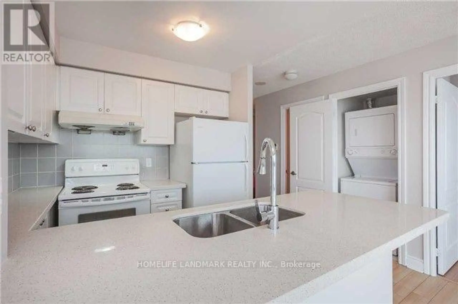 #1404 50 BRIAN HARRISON WAY - Image 12