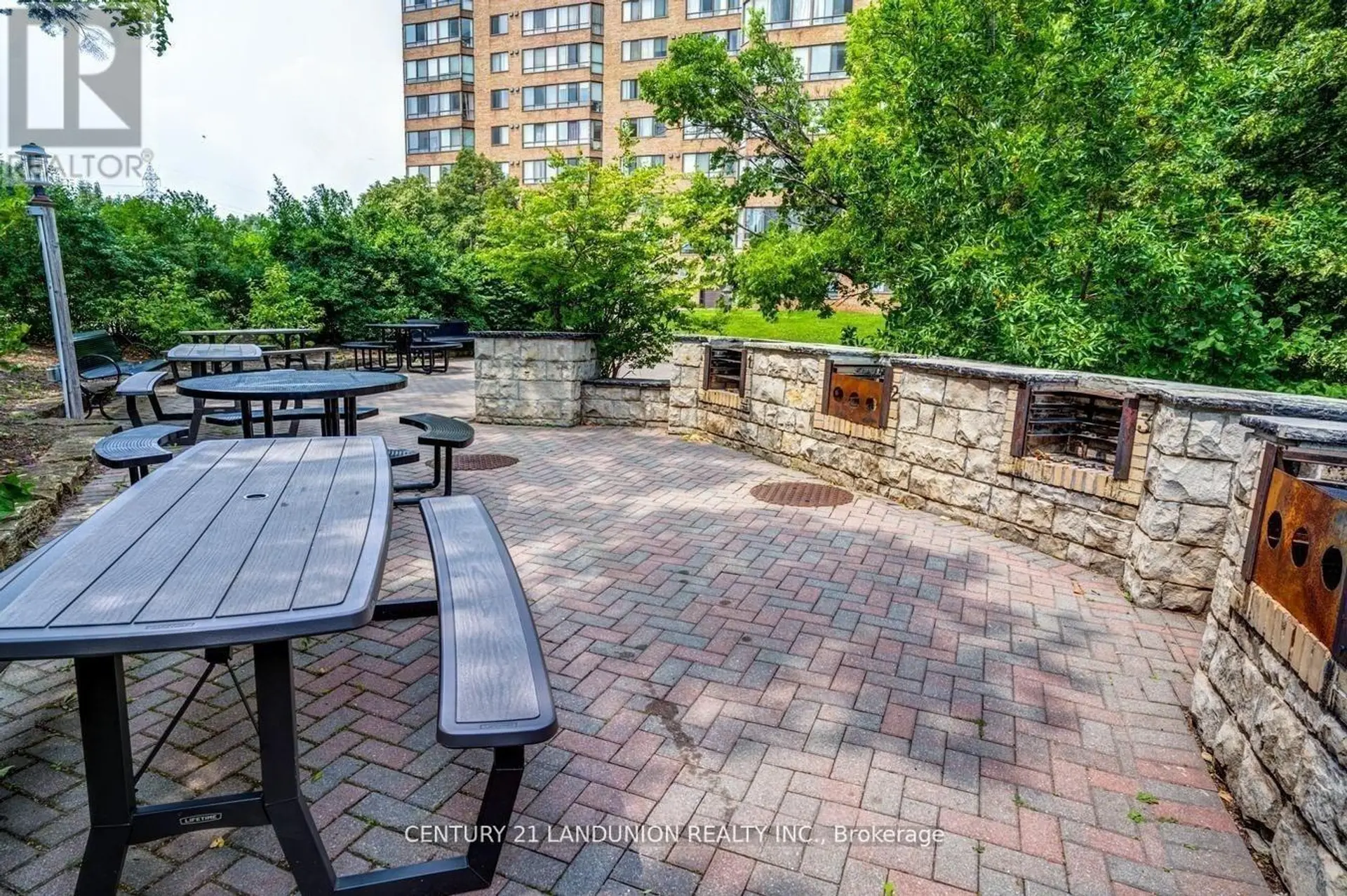 #1209 55 BAMBURGH CIRCLE - Image 12