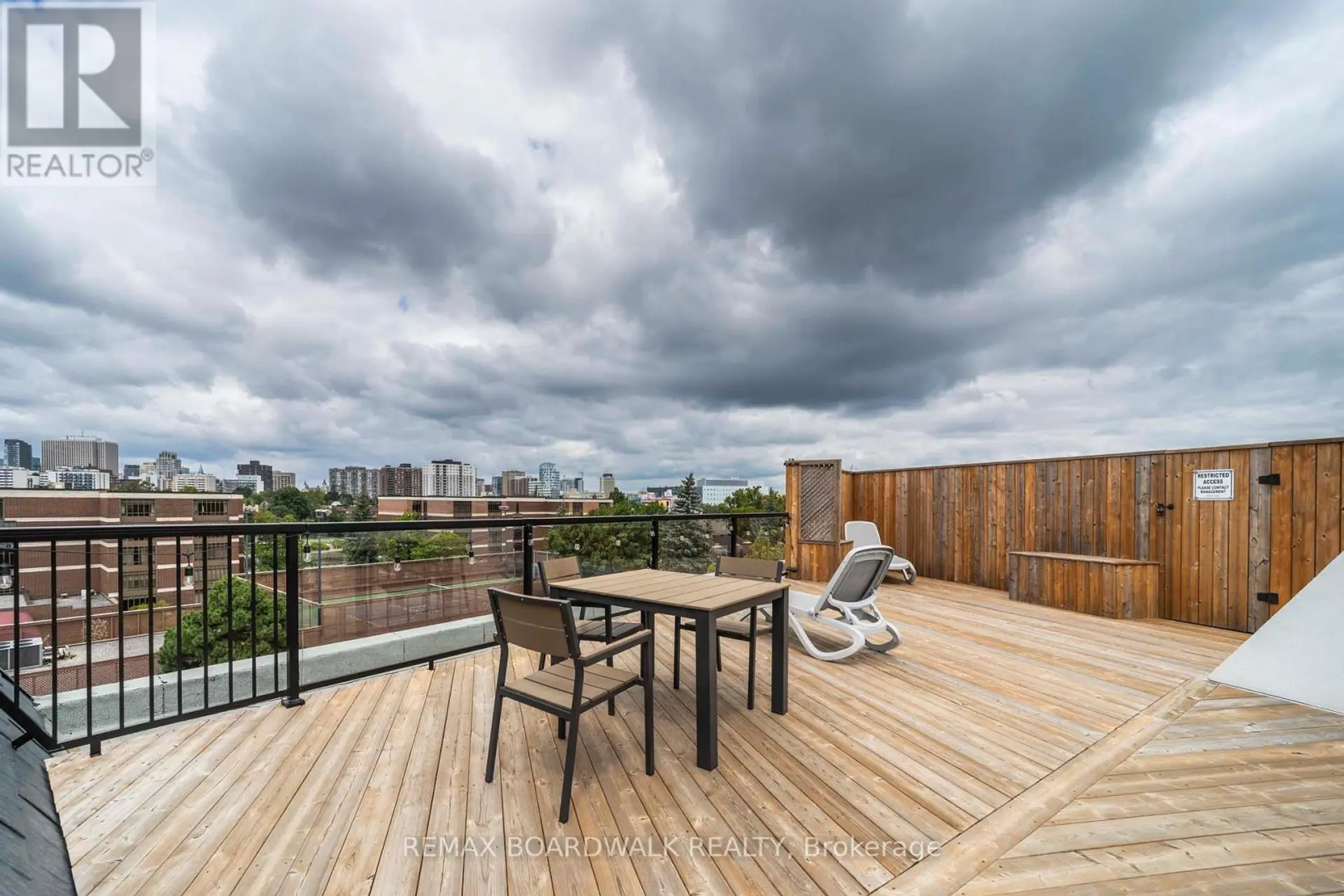 #503 150 GREENFIELD AVENUE - Image 15