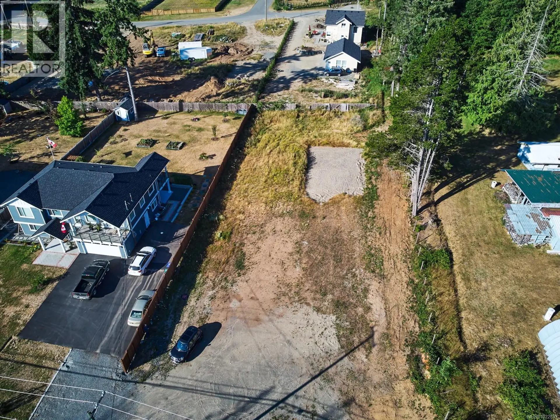 6632 ISLAND HWY W - Image 10