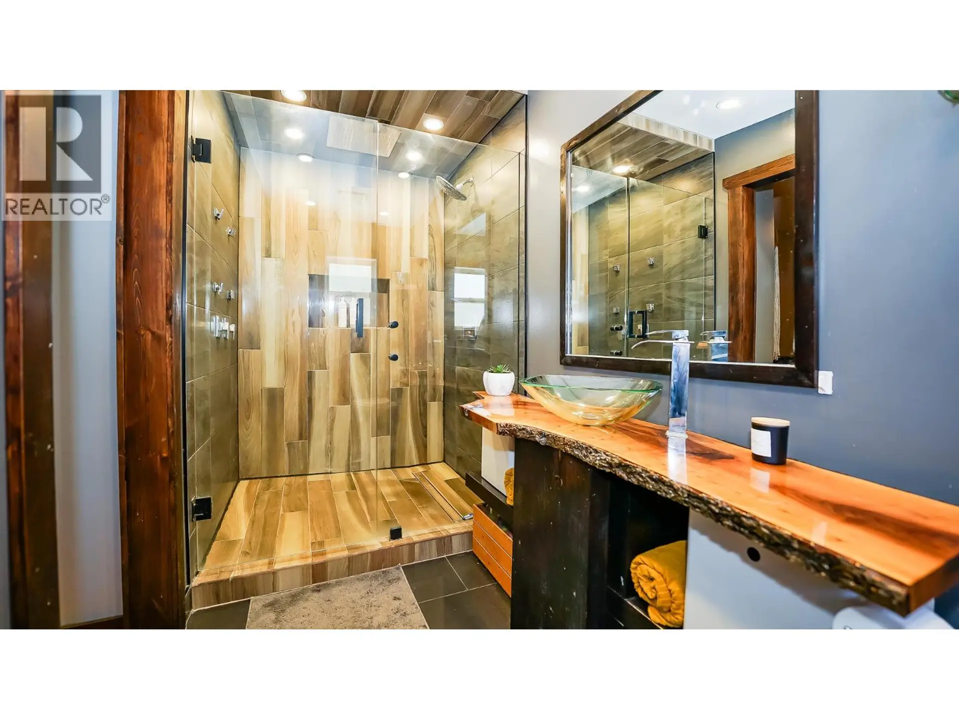 Property at 1740 ILLECILLEWAET ROAD, Revelstoke, BC