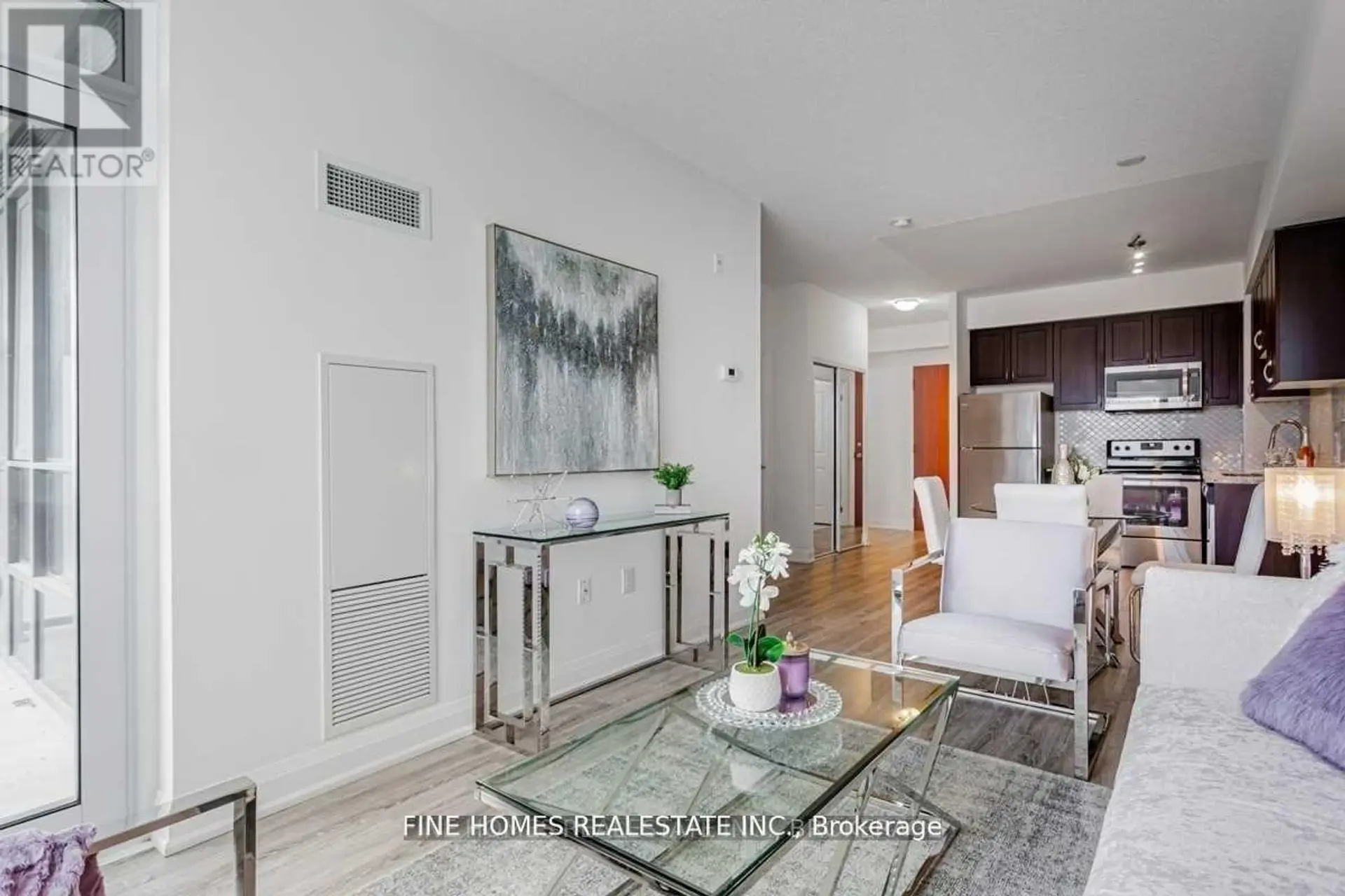 #514 2800 KEELE STREET - Image 12
