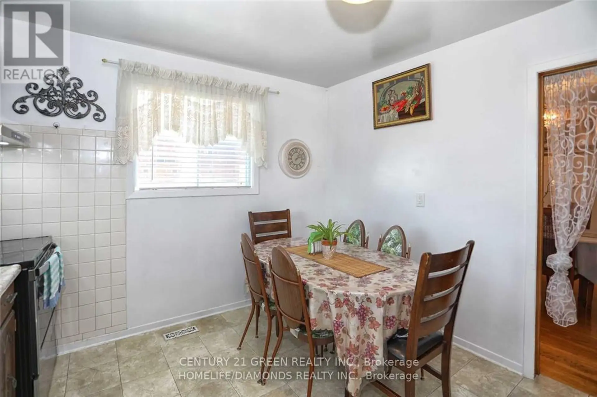 35 YORK STREET - Image 16