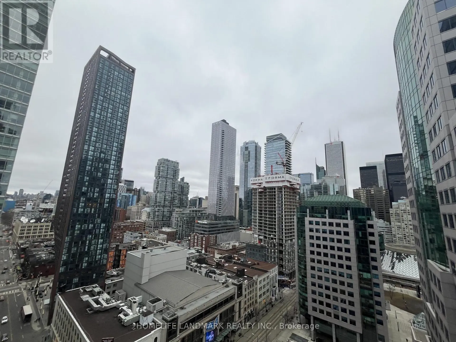 #2002 8 MERCER STREET - Image 12