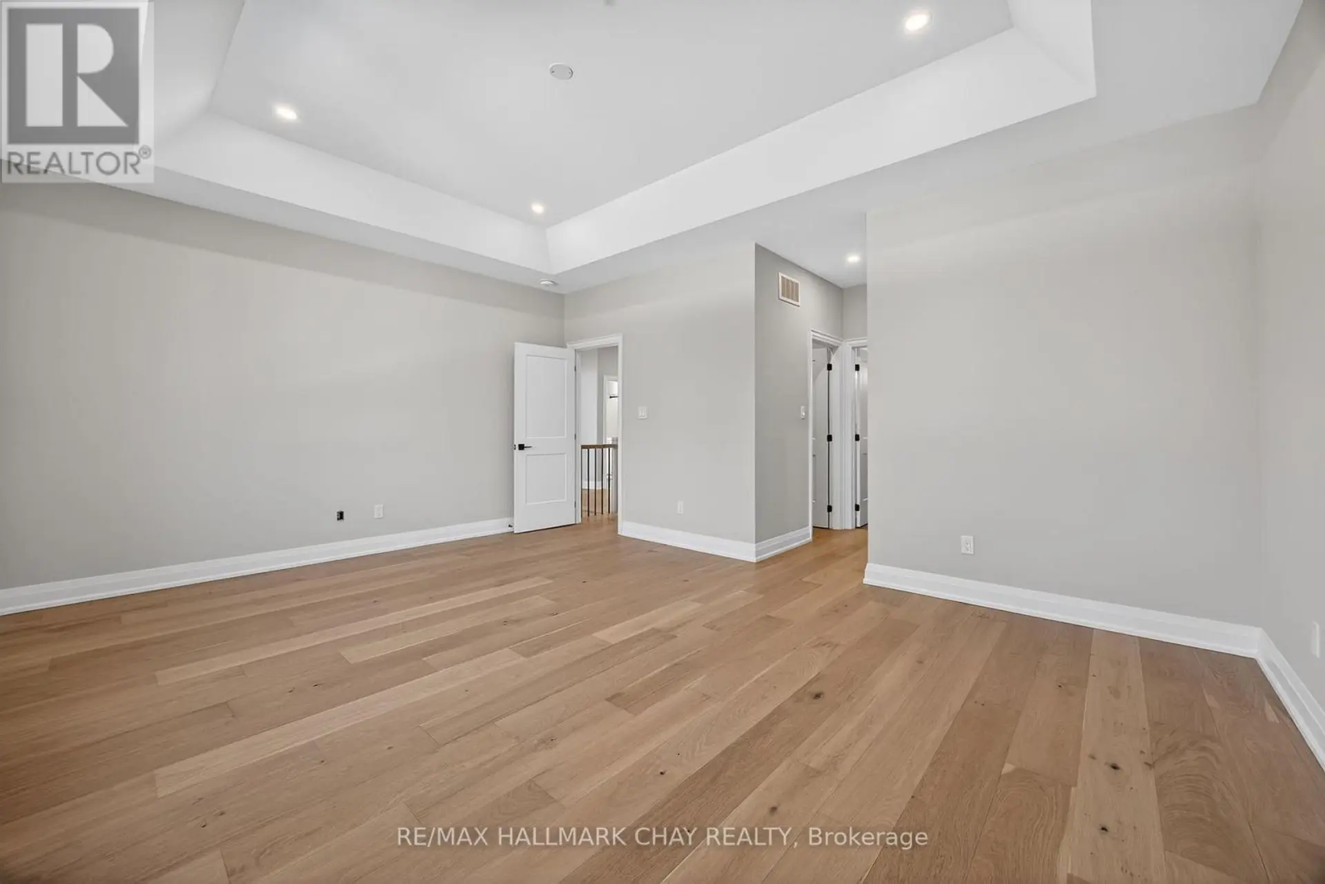 86 37TH STREET N - Image 10