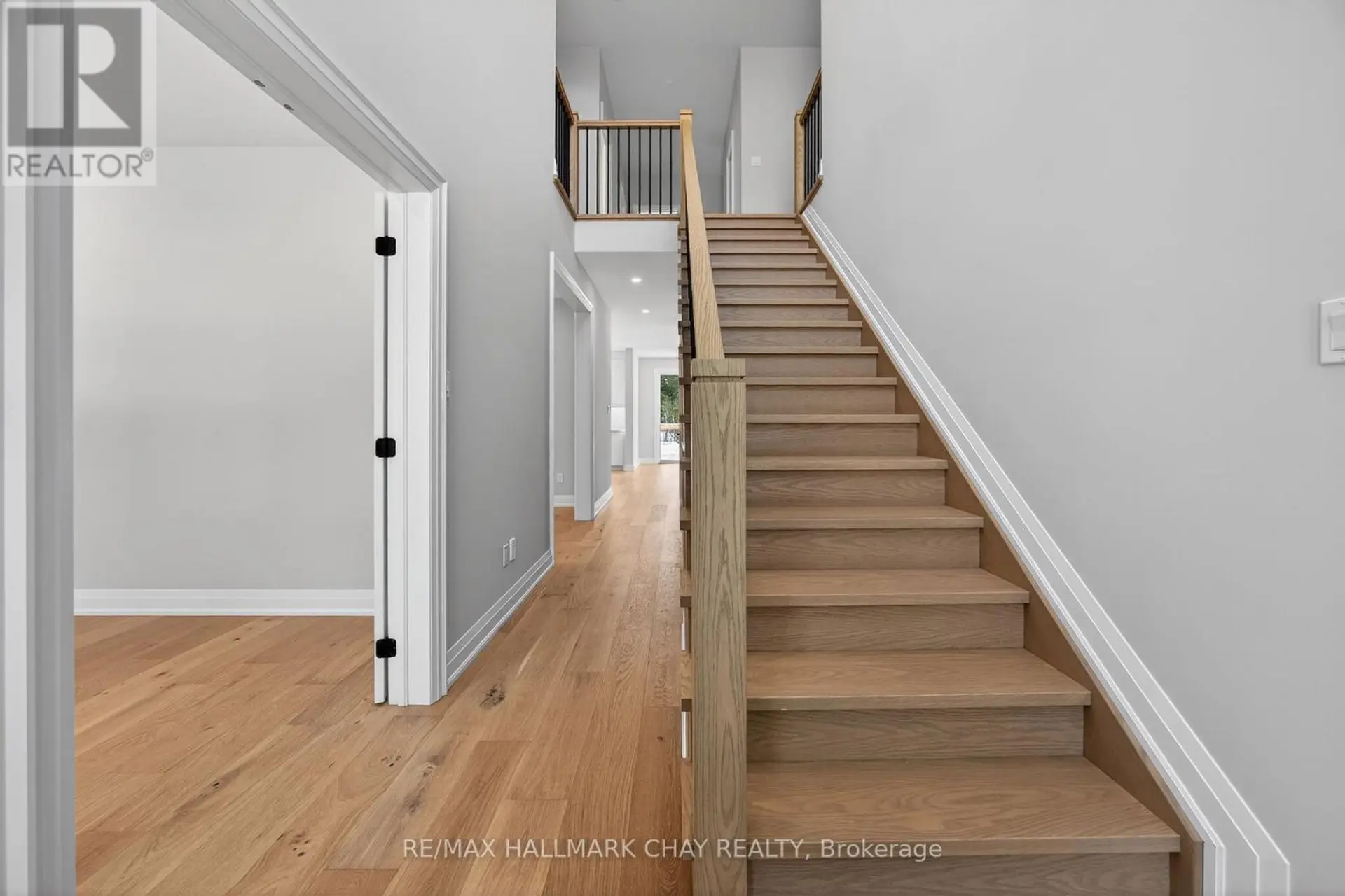 86 37TH STREET N - Image 4