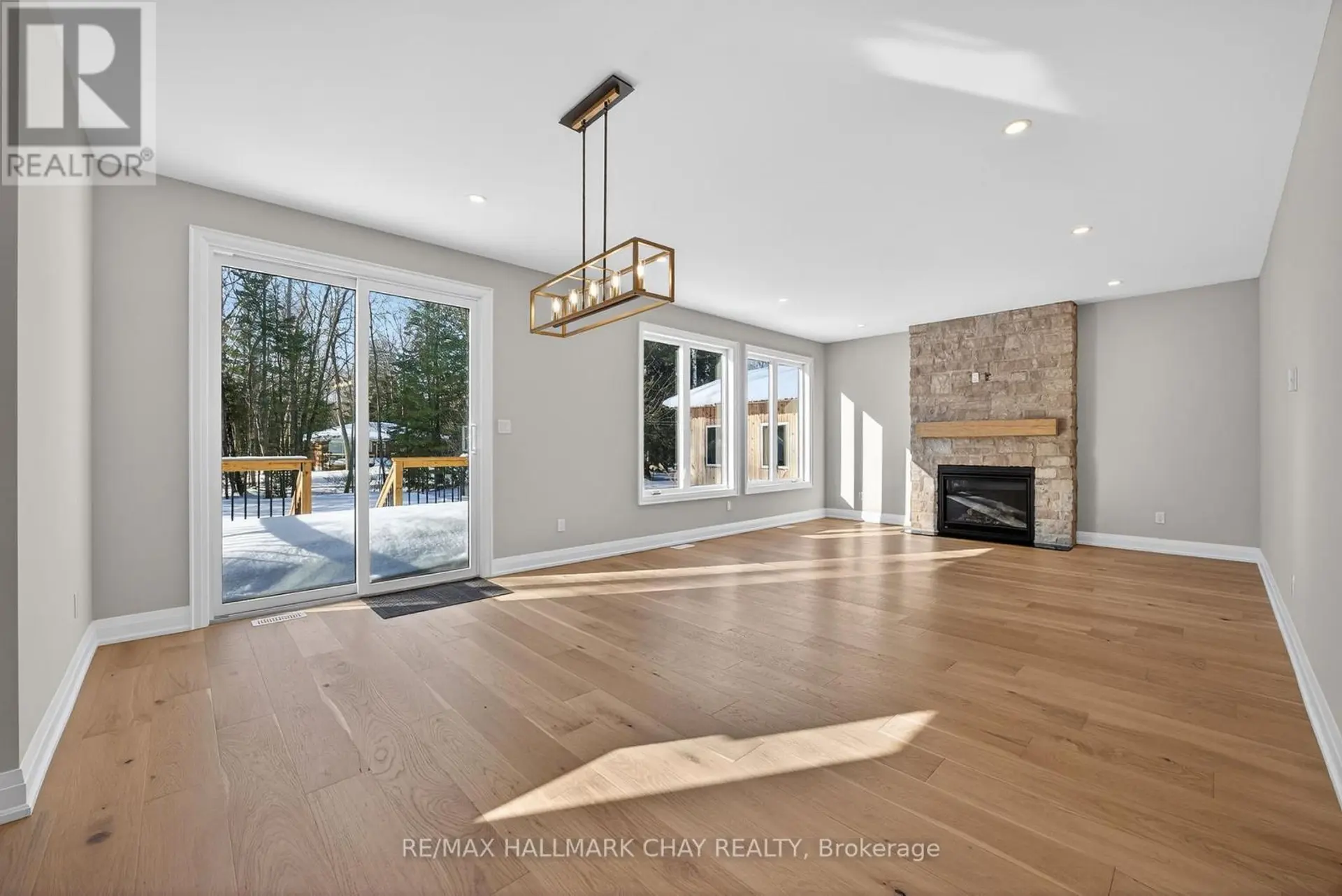 86 37TH STREET N - Image 8