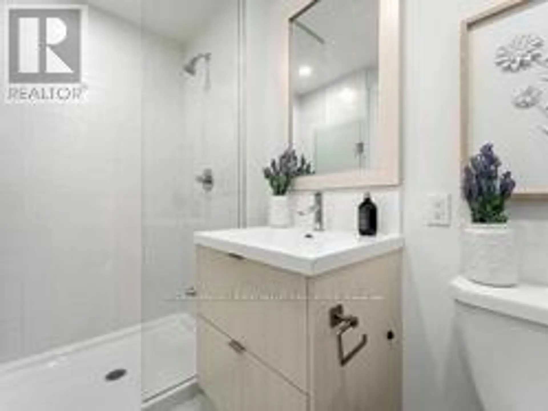 #813 38 CAMERON STREET - Image 12