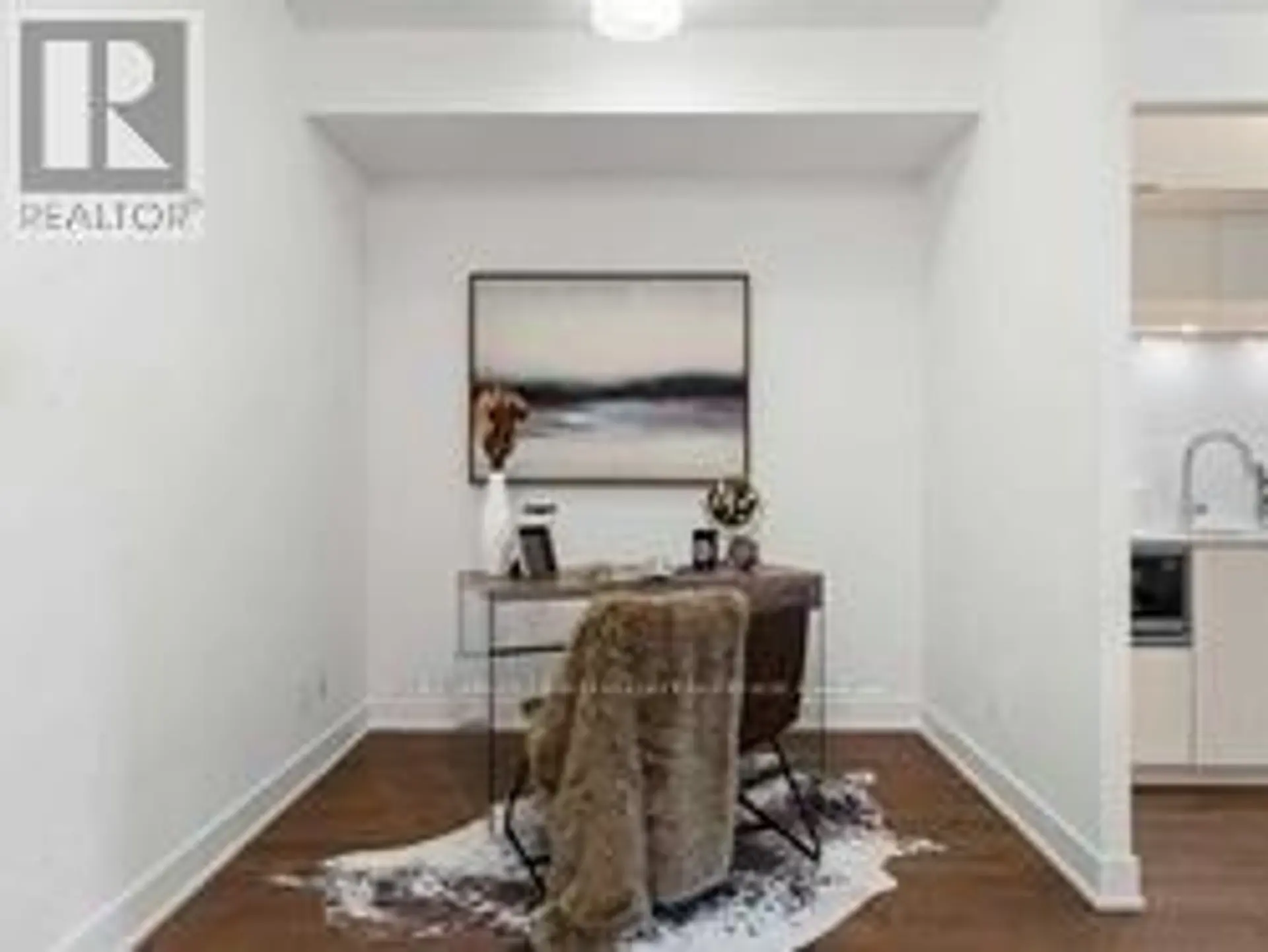 #813 38 CAMERON STREET - Image 5