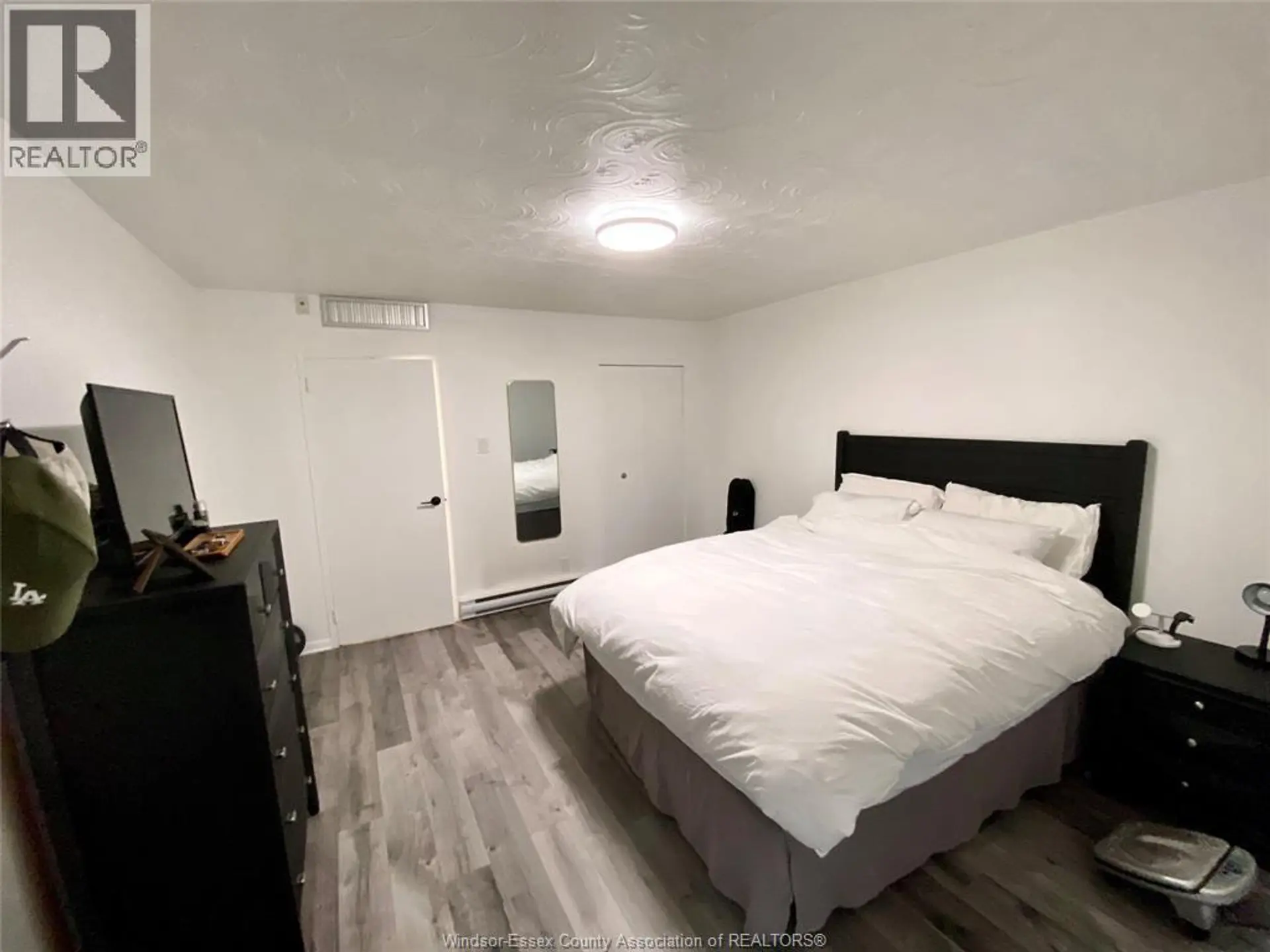 #107 111 Riverside DRIVE East - Image 11