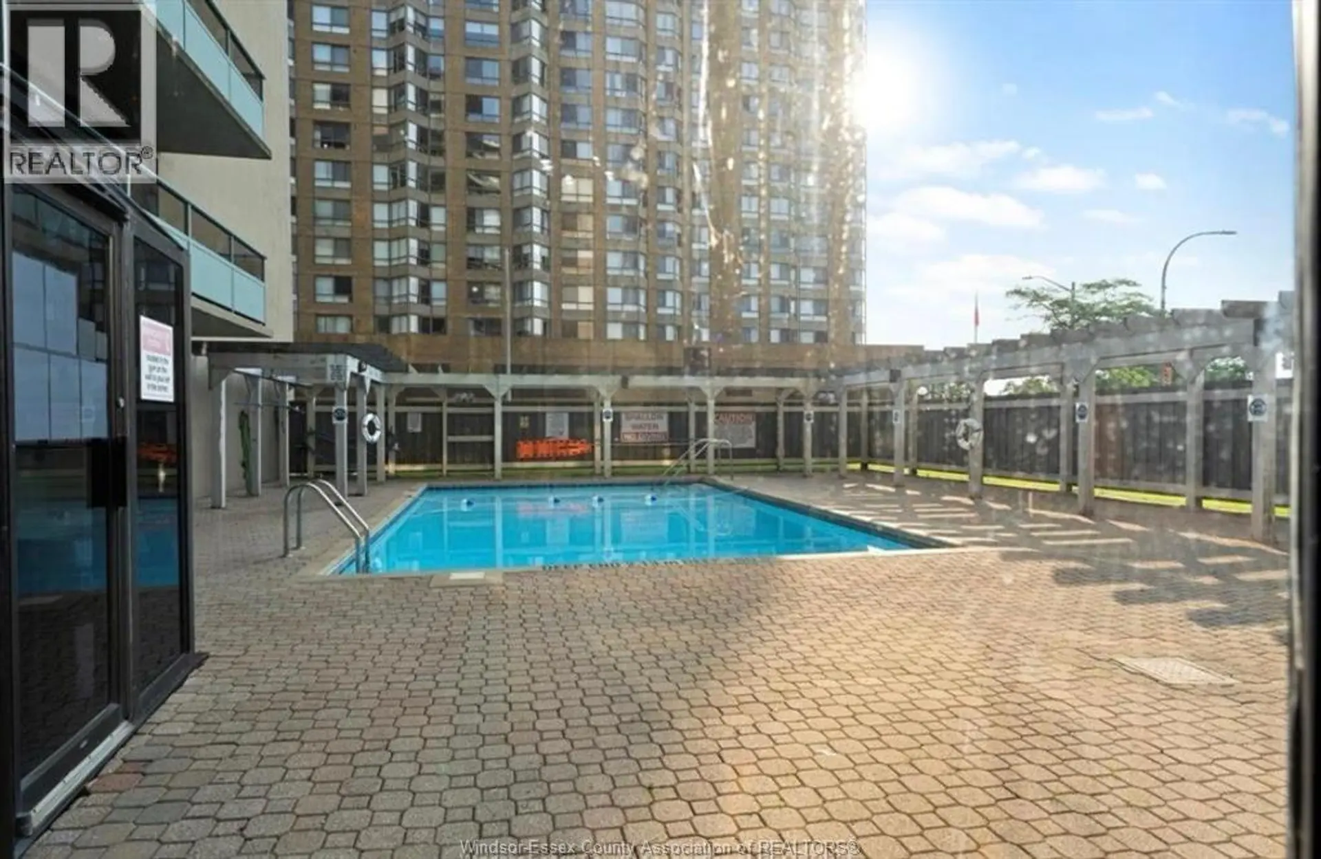 #107 111 Riverside DRIVE East - Image 15