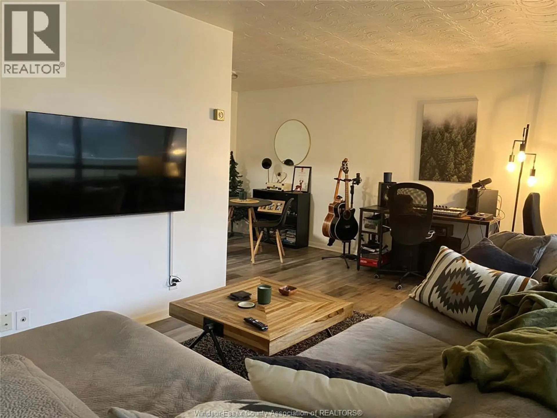 #107 111 Riverside DRIVE East - Image 6