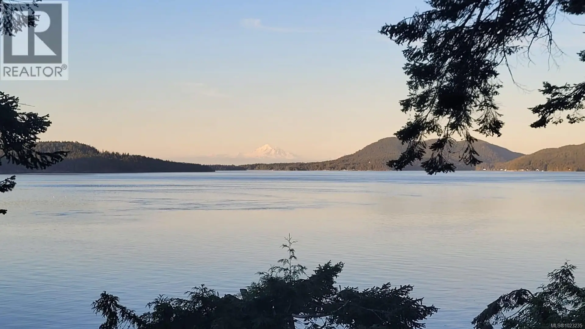 Property at 4218 ARMADALE RD, Pender Island, BC