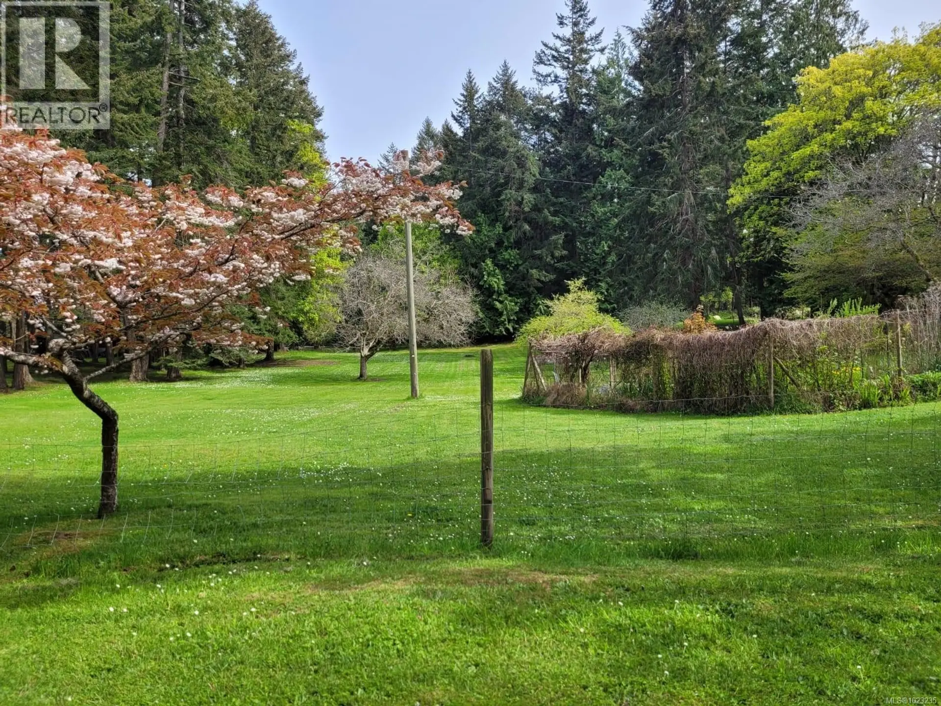 Property at 4218 ARMADALE RD, Pender Island, BC