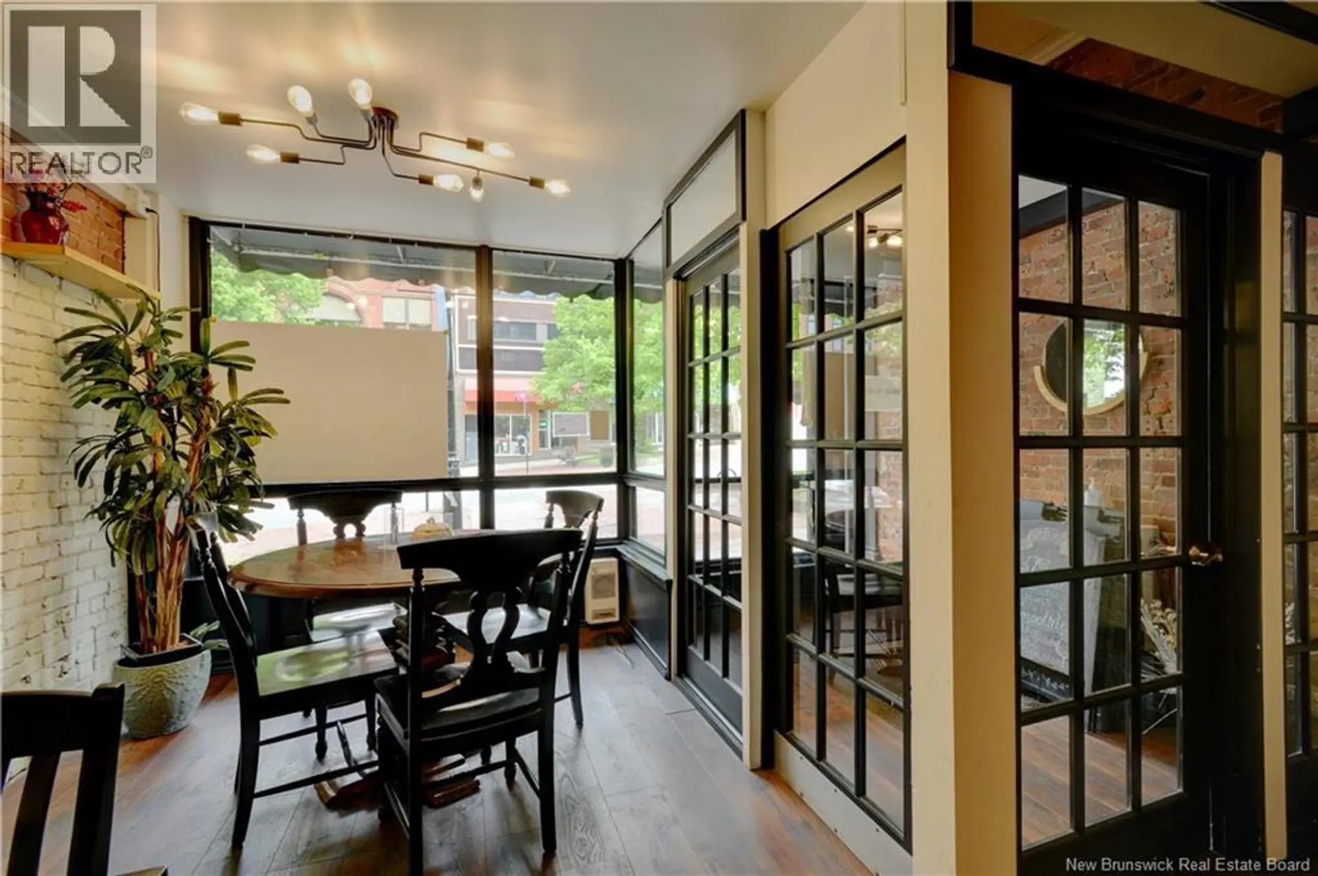 68 KING STREET - Image 6