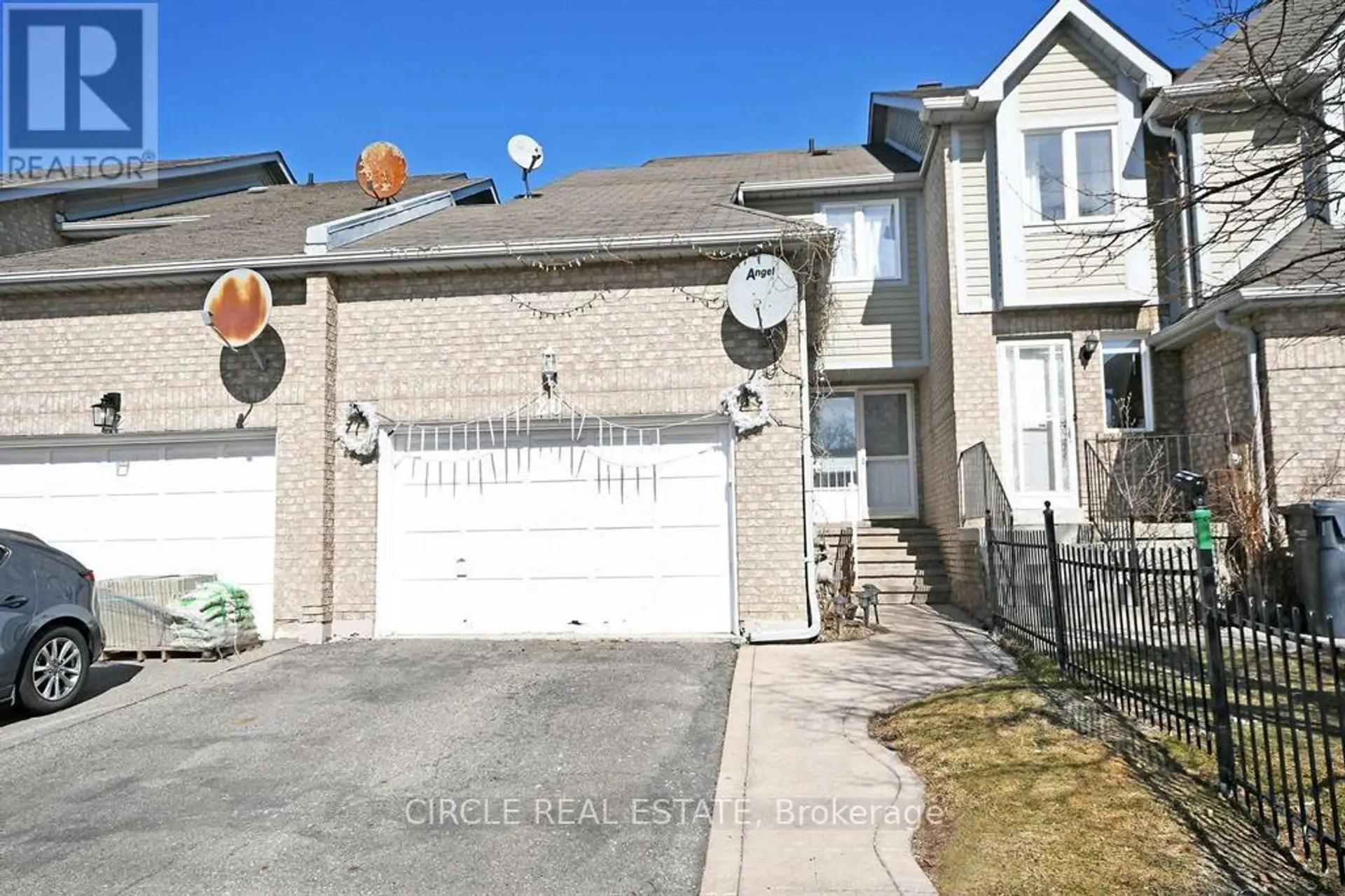20 LANGDALE CRESCENT