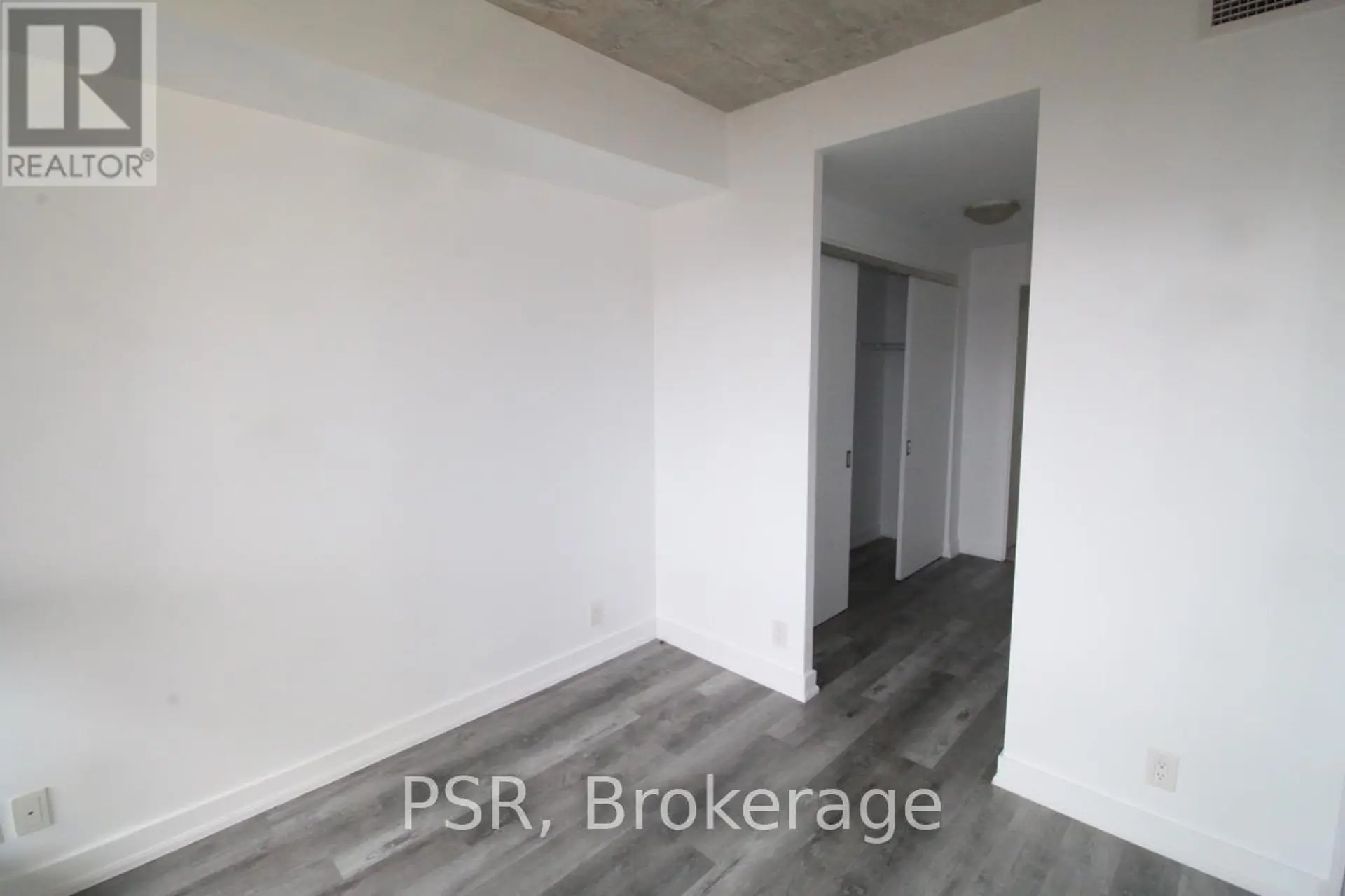 #209 2 GLADSTONE AVENUE - Image 8