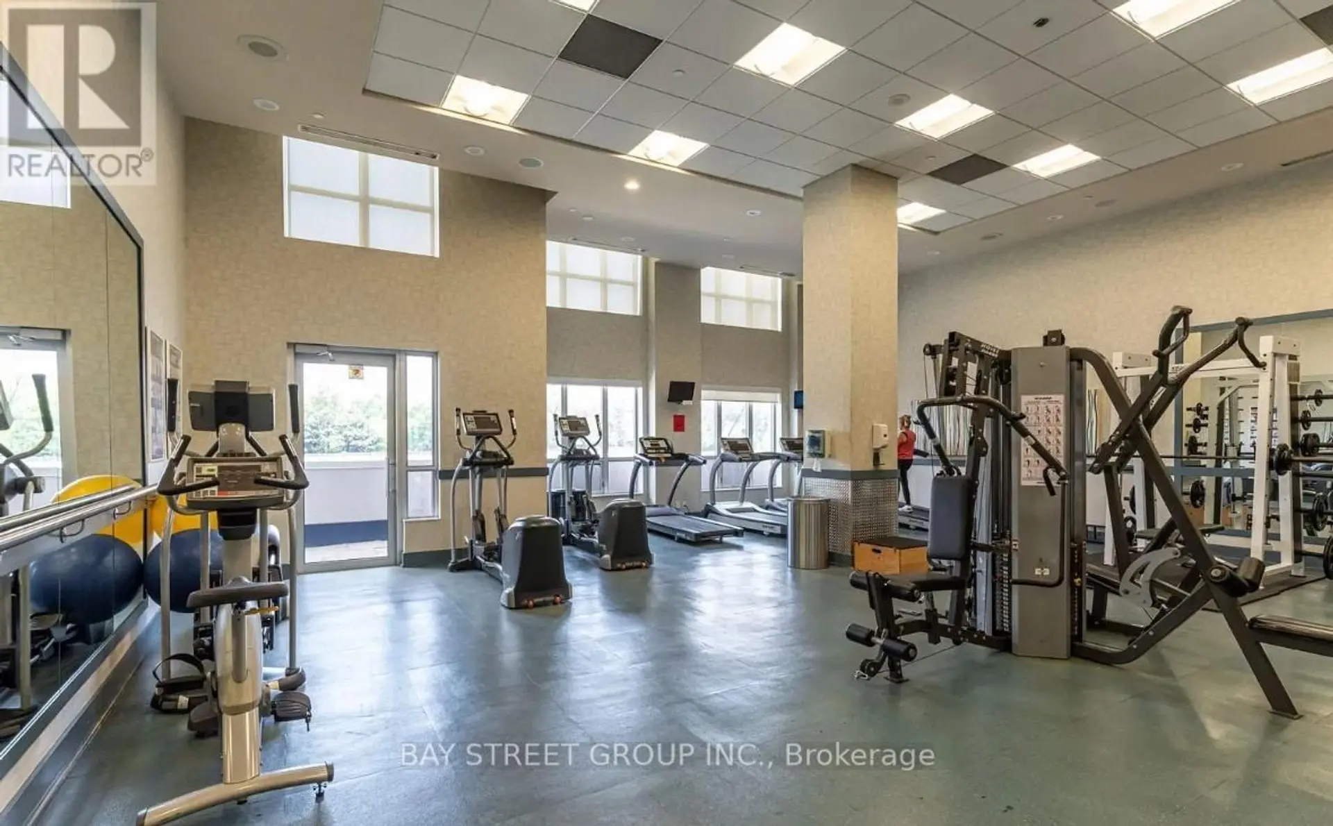 #615 100 HARRISON GARDEN BOULEVARD - Image 10
