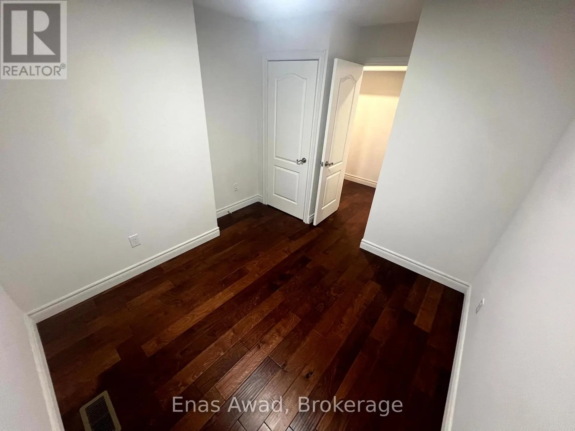 1402 CLEARVIEW DRIVE - Image 10