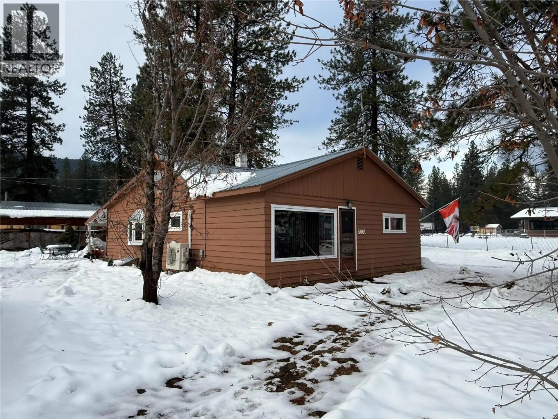 Property at 5861 33 HIGHWAY, Beaverdell, BC