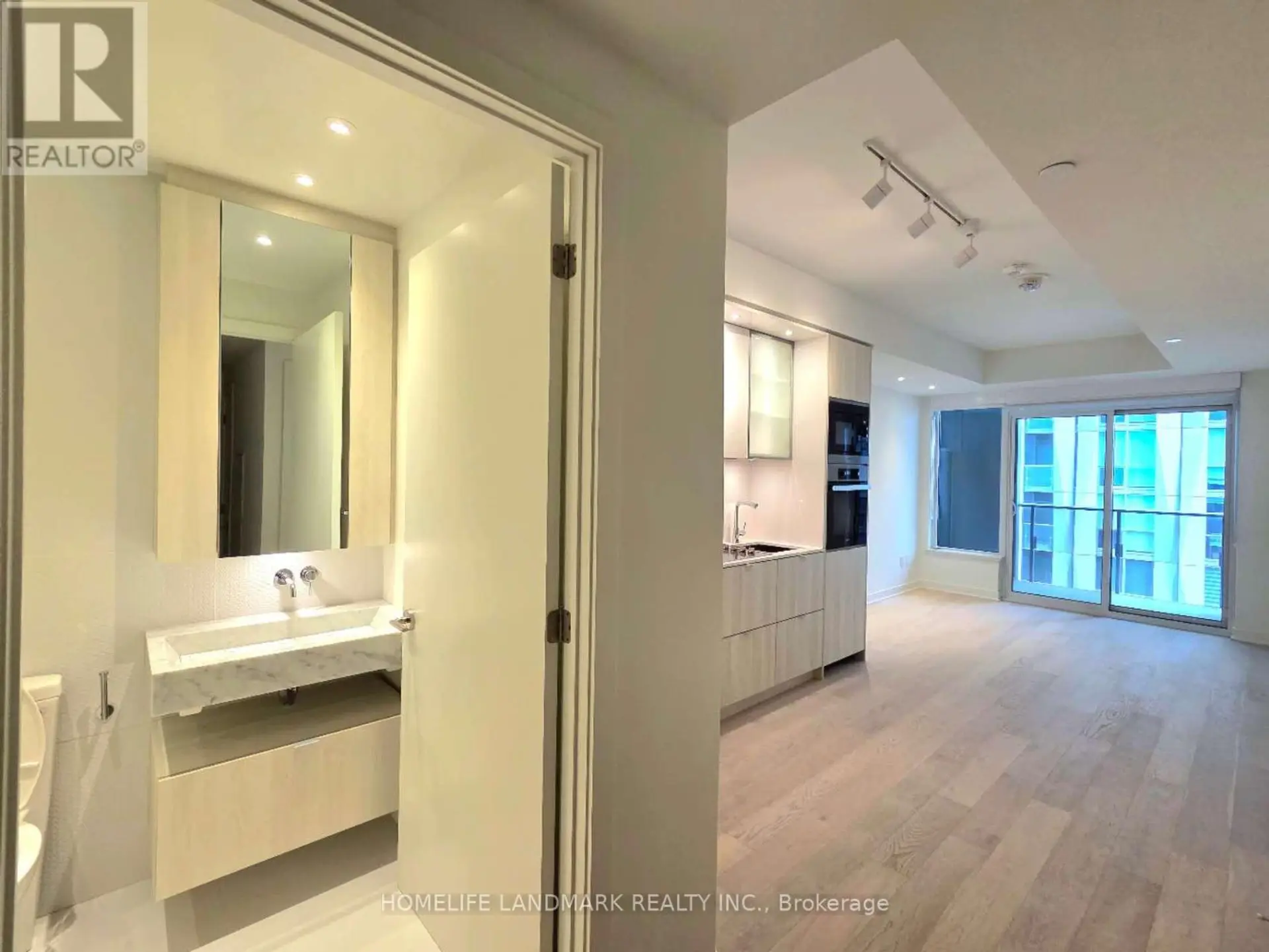 #1108 11 YORKVILLE AVENUE - Image 4