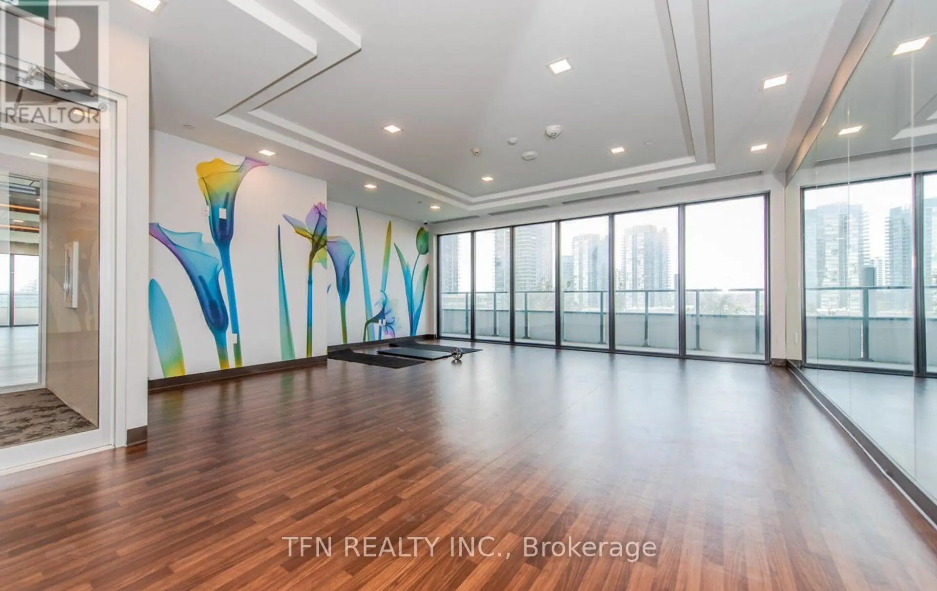 #2722 30 SHORE BREEZE DRIVE - Image 13