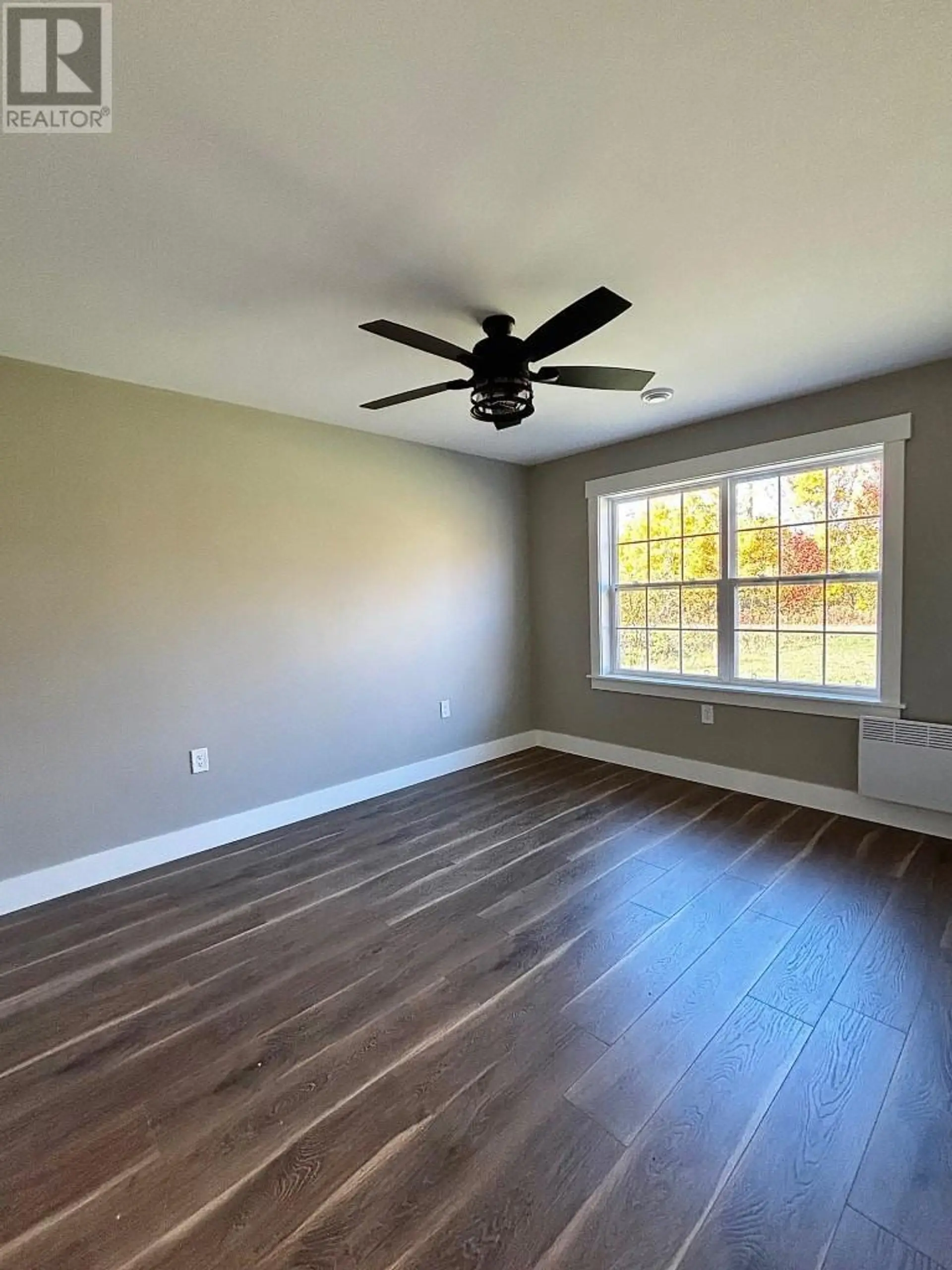 #15 621 Murphy Street - Image 15