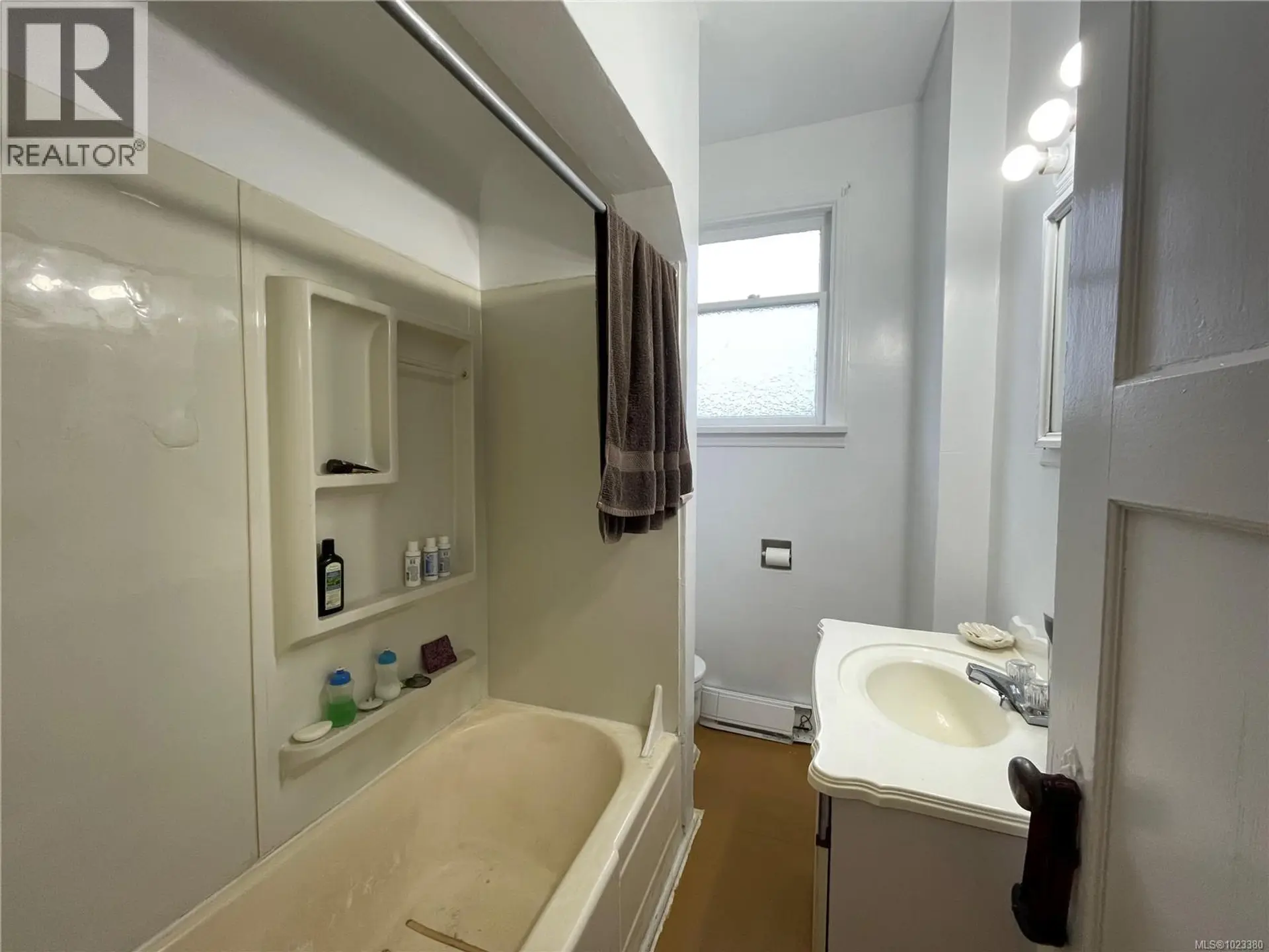 Property at 4508 REDFORD ST, Port Alberni, BC