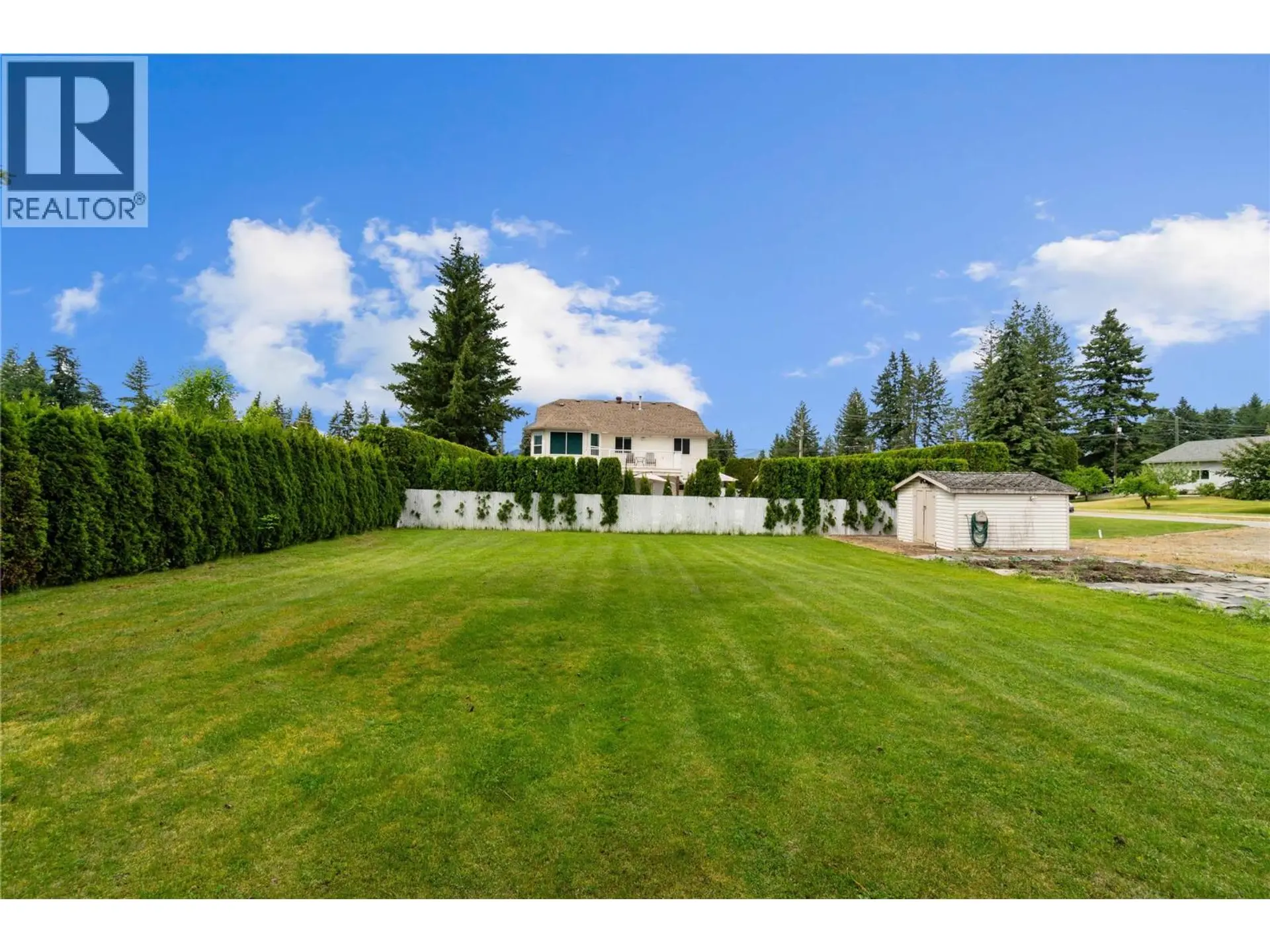 Property at 1081 23 STREET SE, Salmon Arm, BC