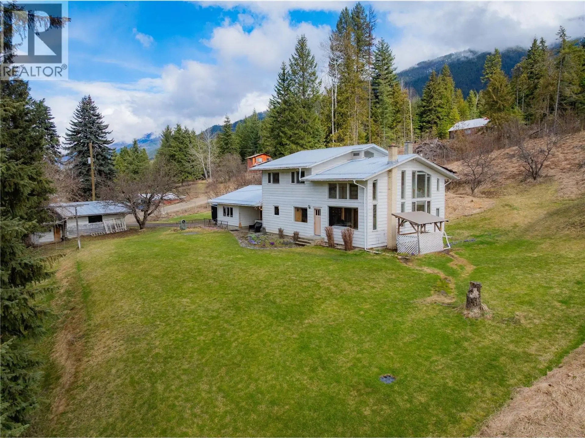 Property at 6943 KANIGAN Road, Appledale, BC
