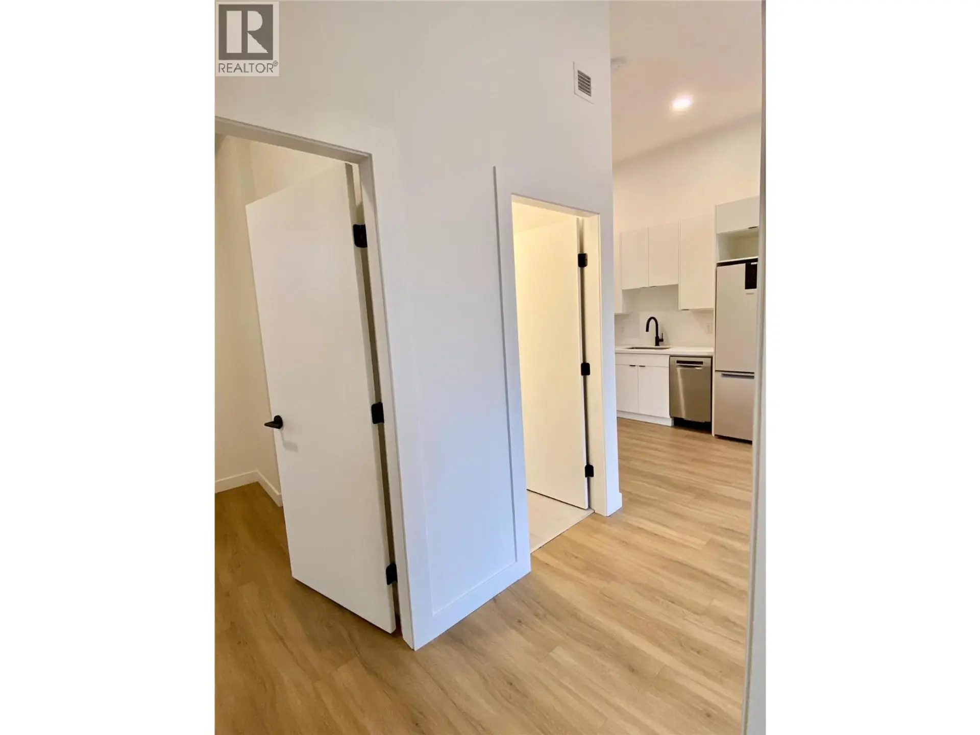 Property at #506 514 VICTORIA STREET, Nelson, BC