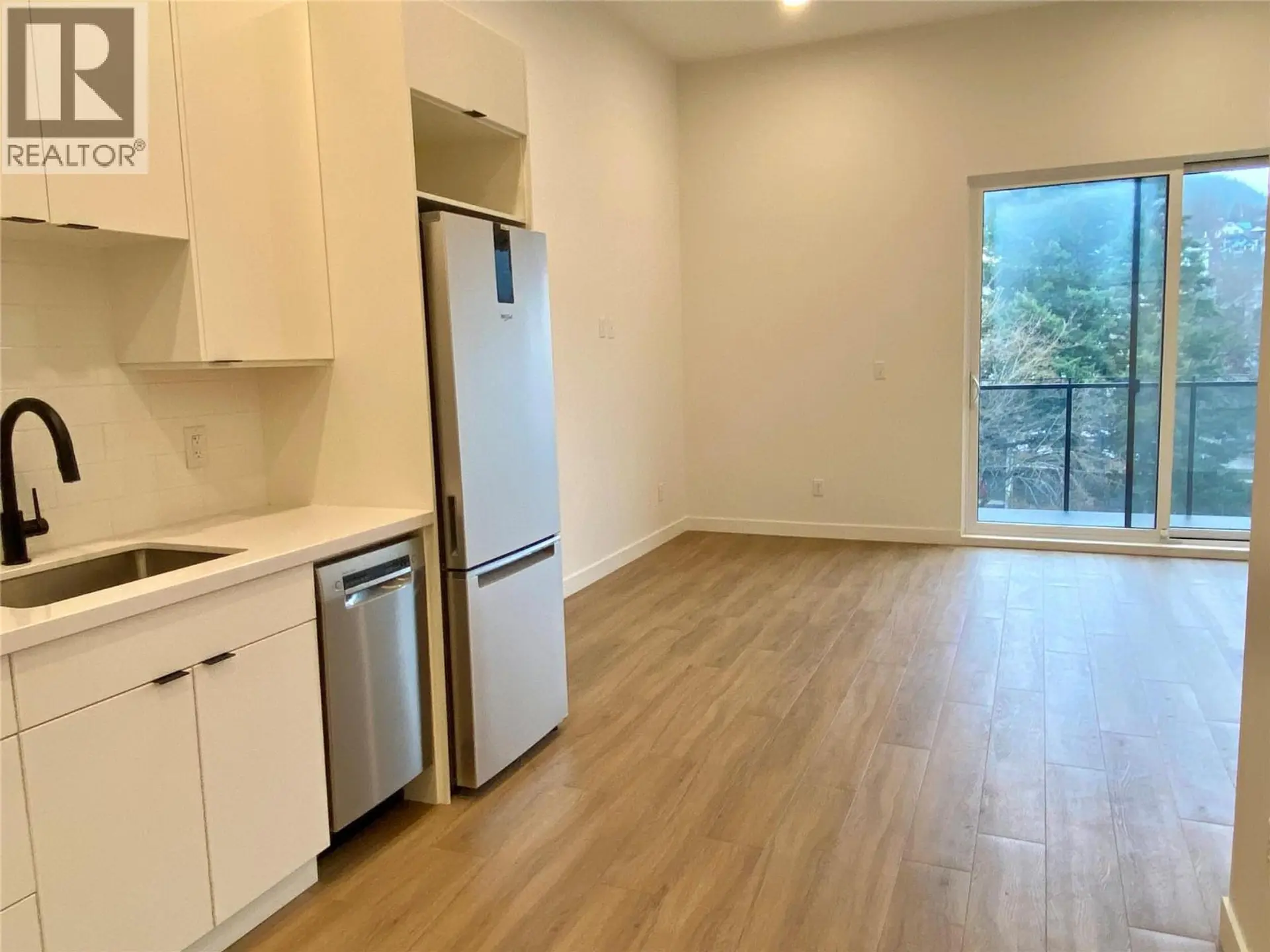 Property at #506 514 VICTORIA STREET, Nelson, BC