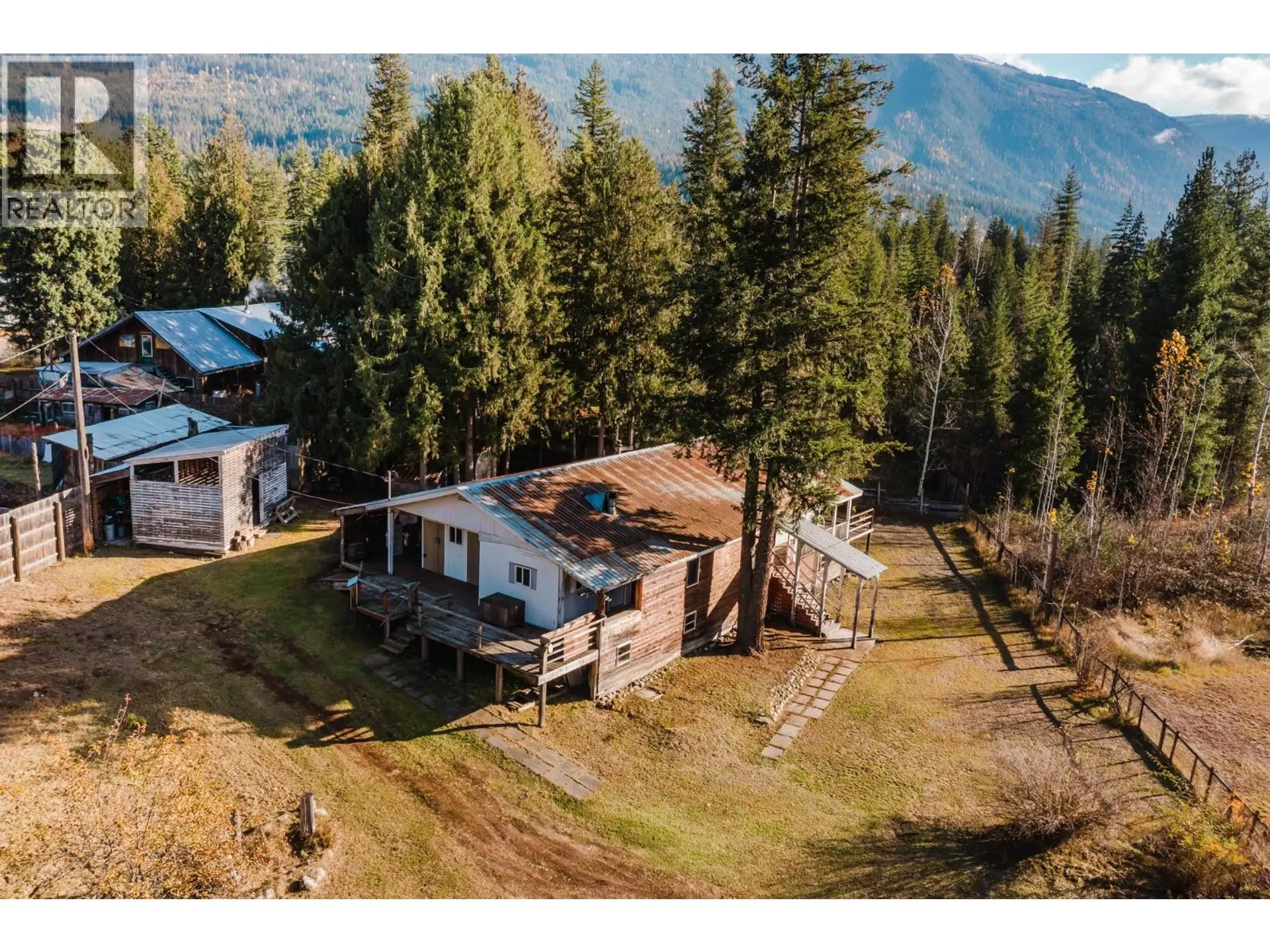 Property at 3974 MALAKWA STATION ROAD, Malakwa, BC