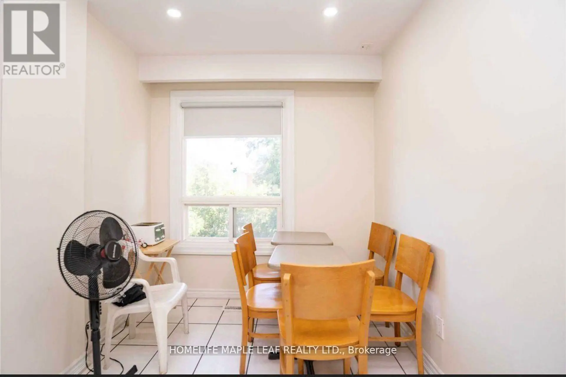 11 RUSTHALL WAY - Image 7