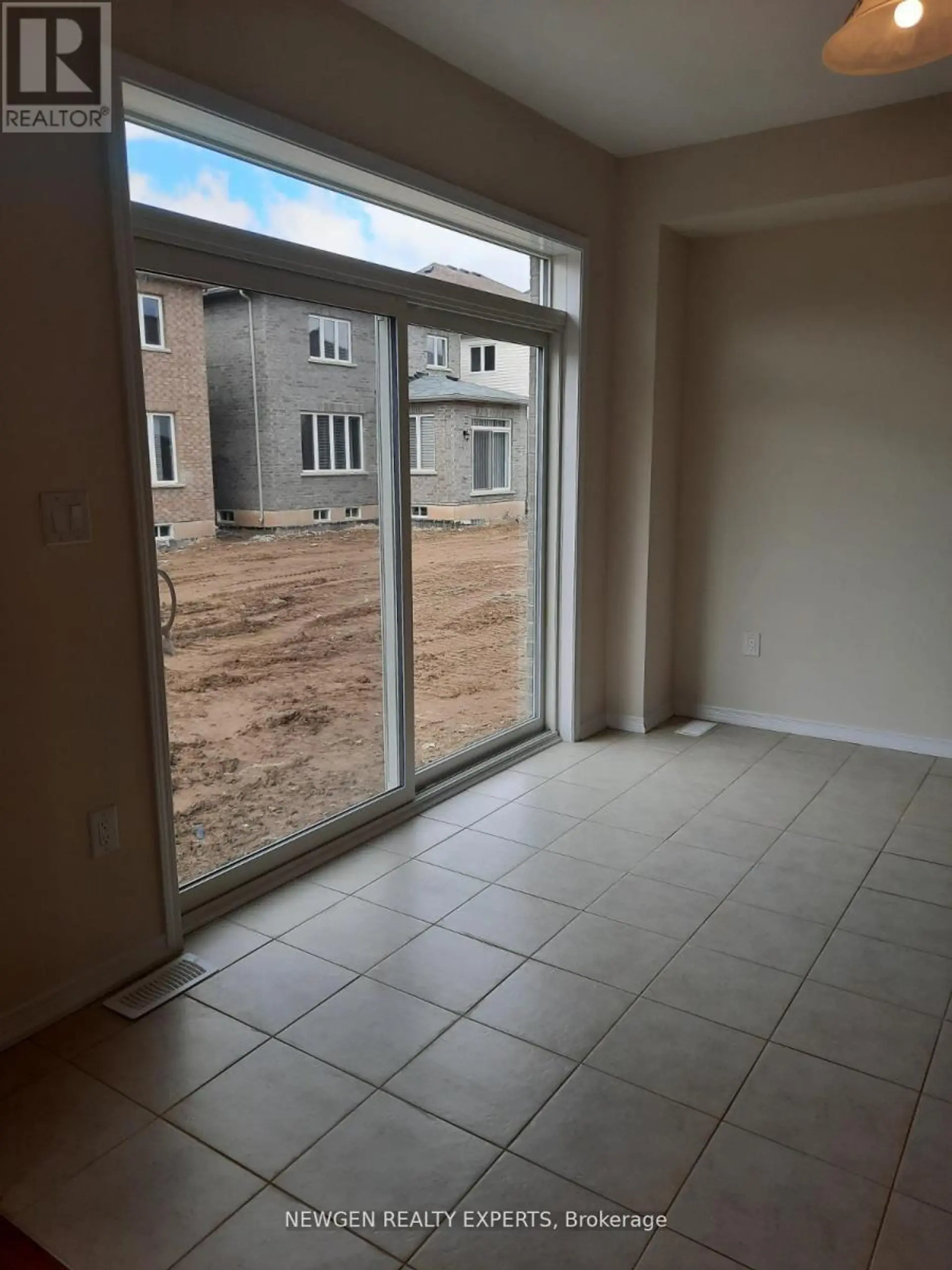 31 SARA DRIVE - Image 11